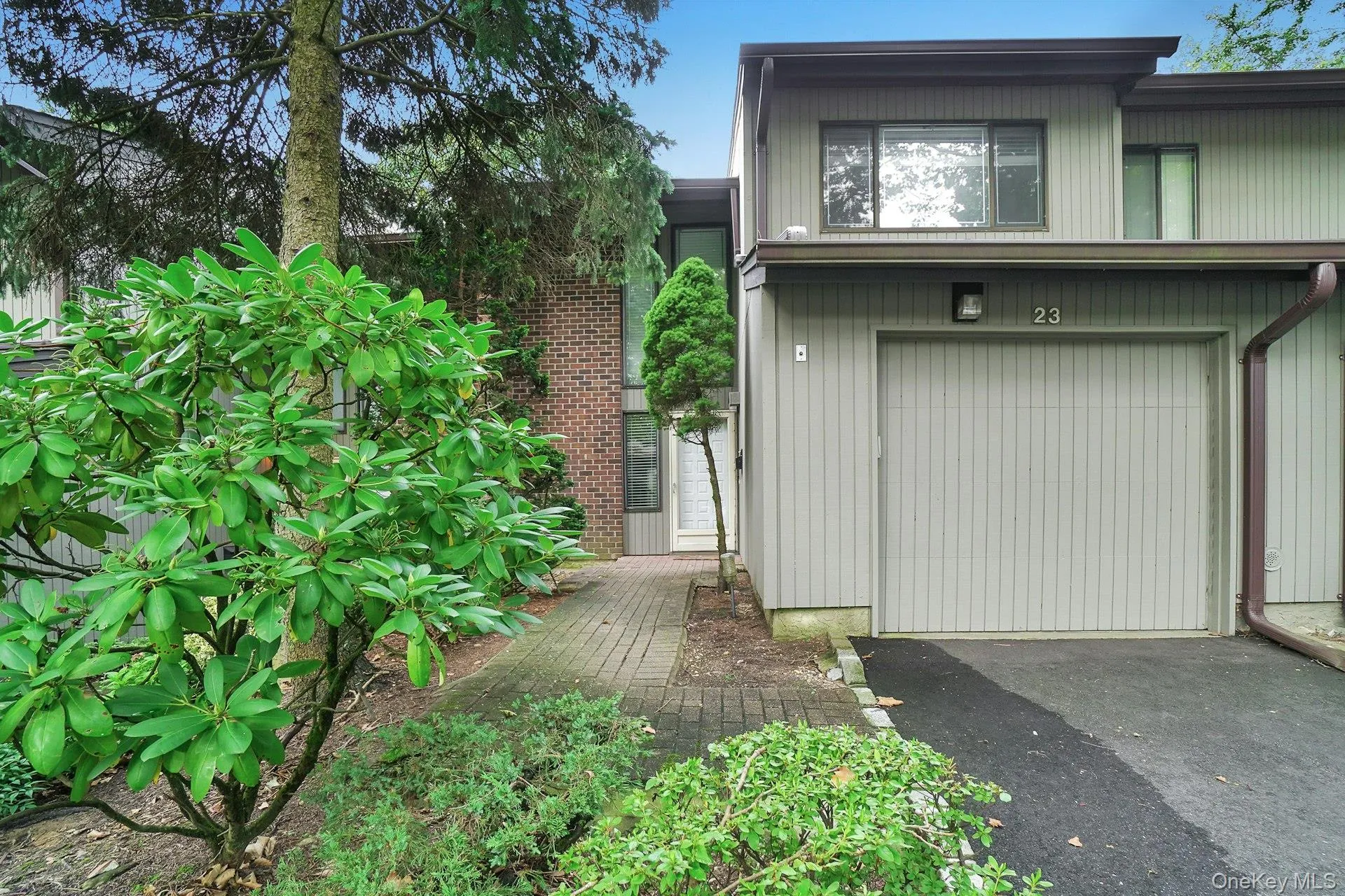 23 Meadowood Drive, Oyster Bay, NY, 3 Bedrooms Bedrooms, 5 Rooms Rooms,2 BathroomsBathrooms,Residential Lease,For Rent,Meadowood,0,985156 23 Meadowood Drive, Oyster Bay, NY, 3 Bedrooms Bedrooms, 5 Rooms Rooms,2 BathroomsBathrooms,Residential Lease,For Rent,Meadowood,0,985156