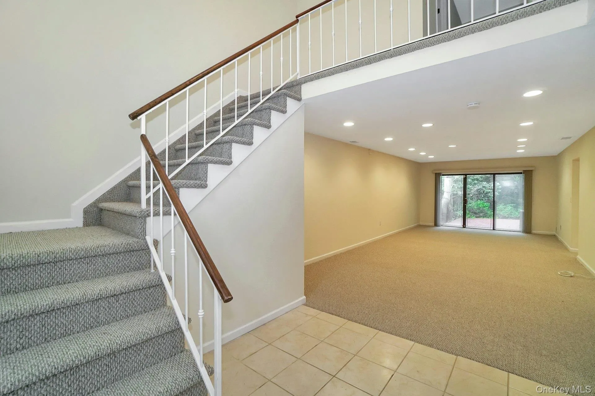 23 Meadowood Drive, Oyster Bay, NY, 3 Bedrooms Bedrooms, 5 Rooms Rooms,2 BathroomsBathrooms,Residential Lease,For Rent,Meadowood,0,985156 23 Meadowood Drive, Oyster Bay, NY, 3 Bedrooms Bedrooms, 5 Rooms Rooms,2 BathroomsBathrooms,Residential Lease,For Rent,Meadowood,0,985156