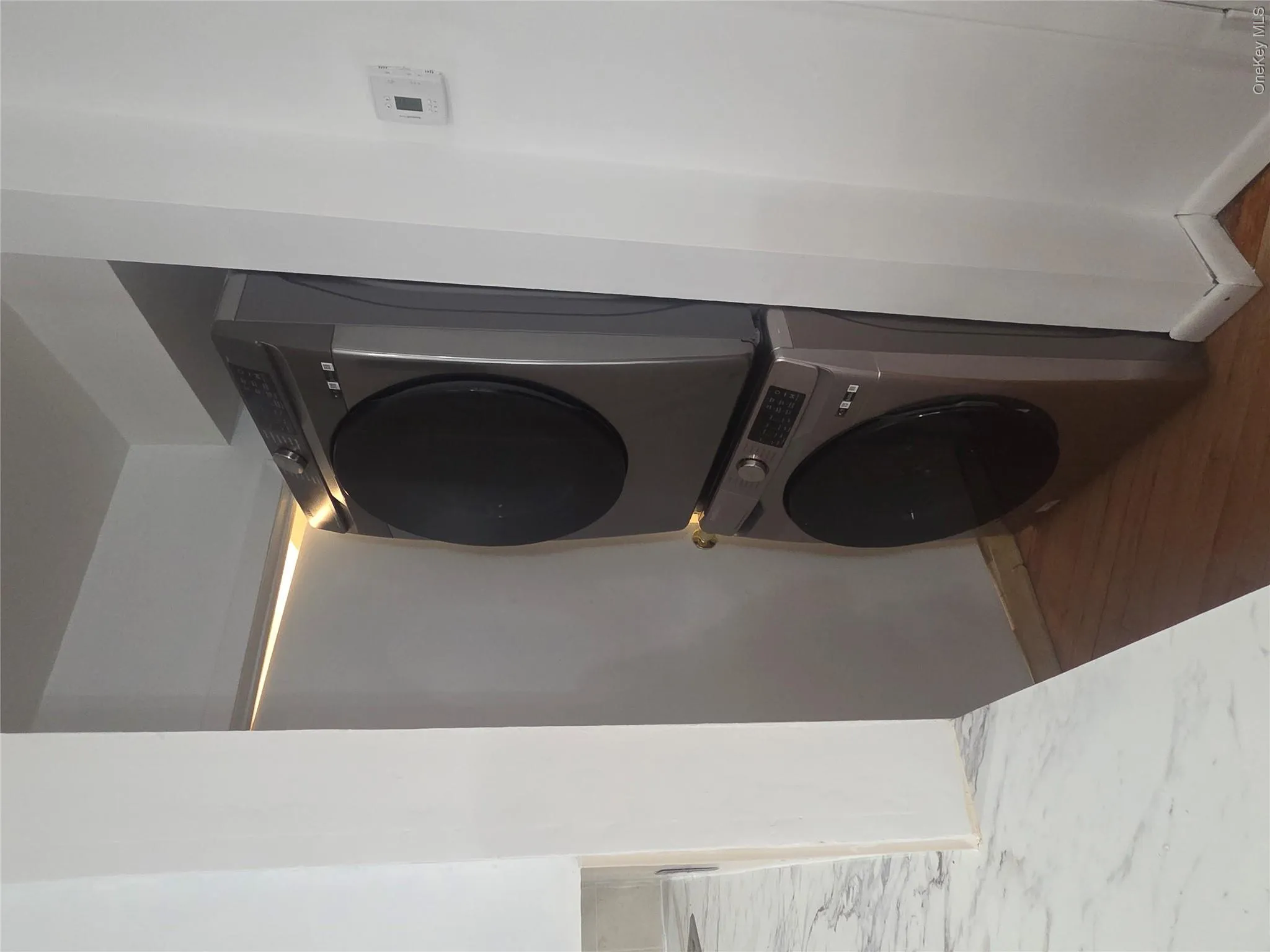 4744 Springfield Boulevard, New York, NY, 2 Bedrooms Bedrooms, 4 Rooms Rooms,3 BathroomsBathrooms,Residential Lease,For Rent,Springfield,0,985159 4744 Springfield Boulevard, New York, NY, 2 Bedrooms Bedrooms, 4 Rooms Rooms,3 BathroomsBathrooms,Residential Lease,For Rent,Springfield,0,985159