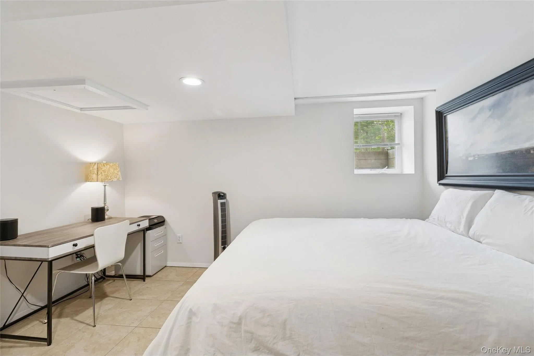 27 Ely Brook Road, East Hampton, New York 11937