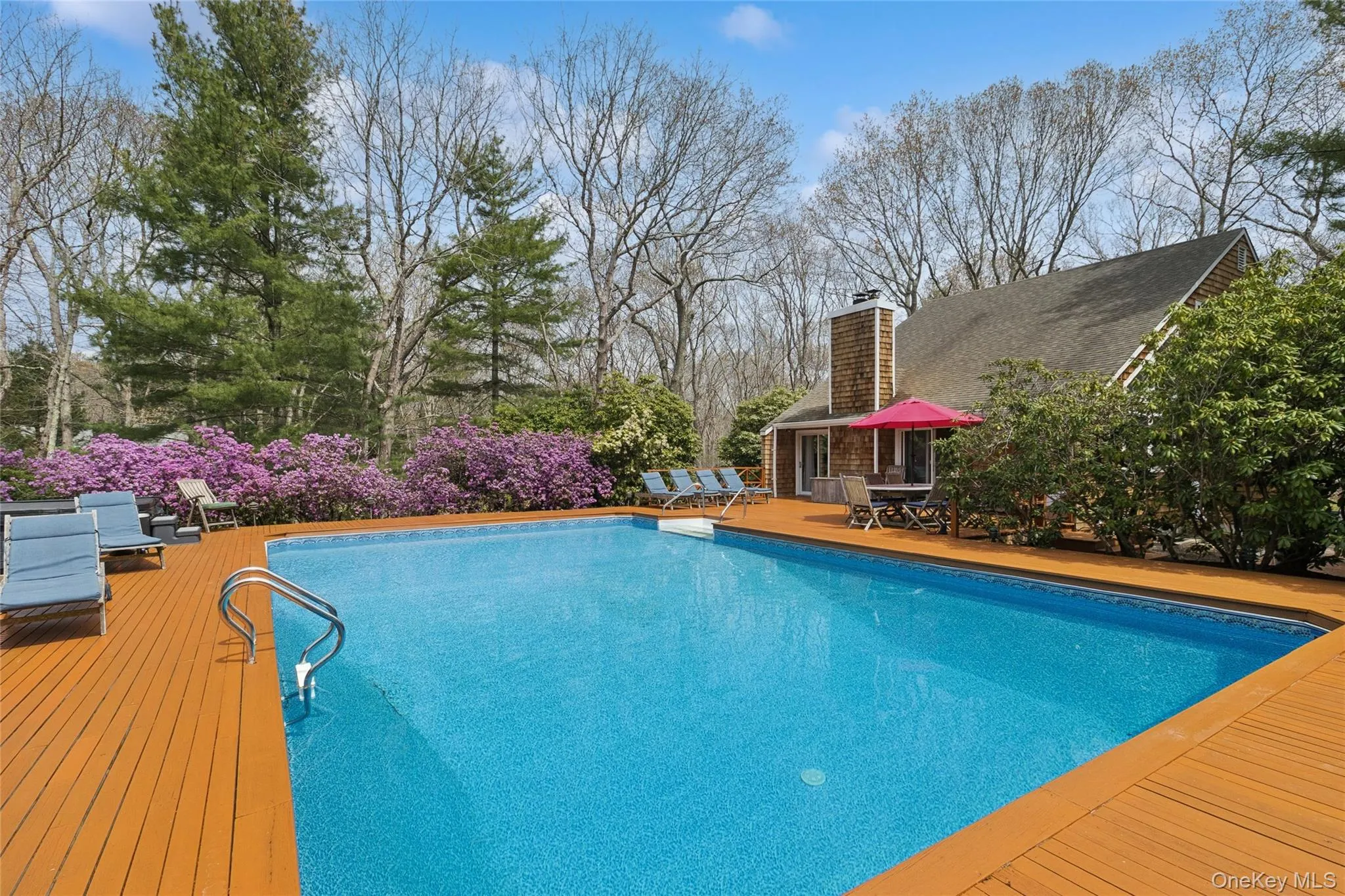 27 Ely Brook Road, East Hampton, New York 11937