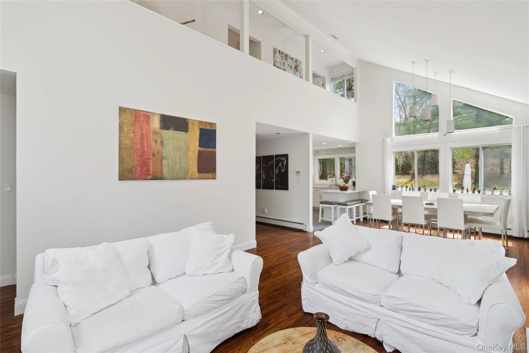 27 Ely Brook Road, East Hampton, New York 11937
