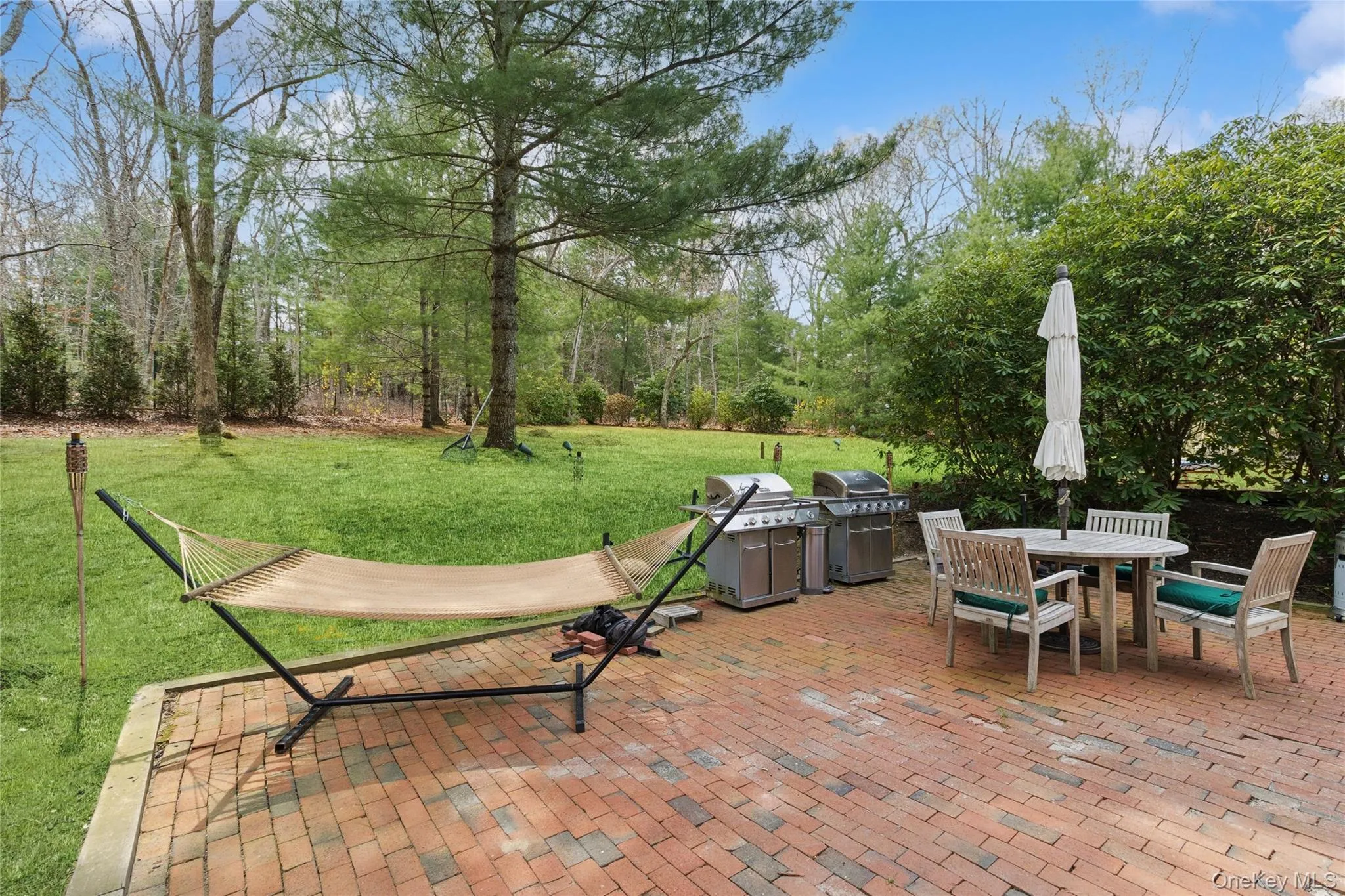 27 Ely Brook Road, East Hampton, New York 11937