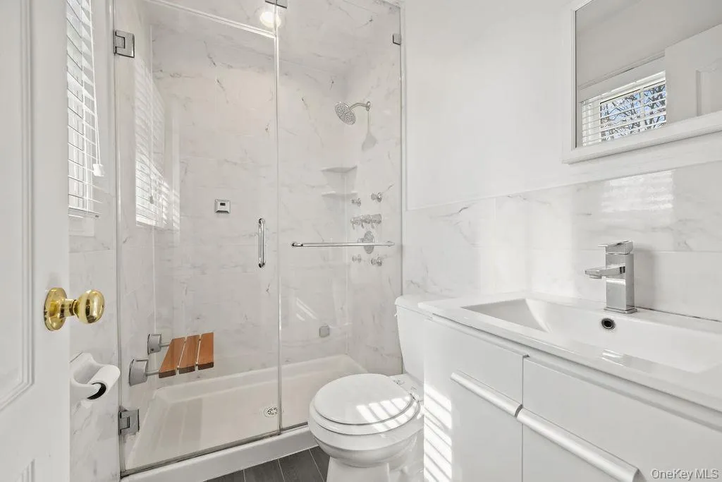 11 Wilsher Drive, Ramapo, NY, 5 Bedrooms Bedrooms, 10 Rooms Rooms,5 BathroomsBathrooms,Residential Sale,For Rent,Wilsher,0,985174 11 Wilsher Drive, Ramapo, NY, 5 Bedrooms Bedrooms, 10 Rooms Rooms,5 BathroomsBathrooms,Residential Sale,For Rent,Wilsher,0,985174