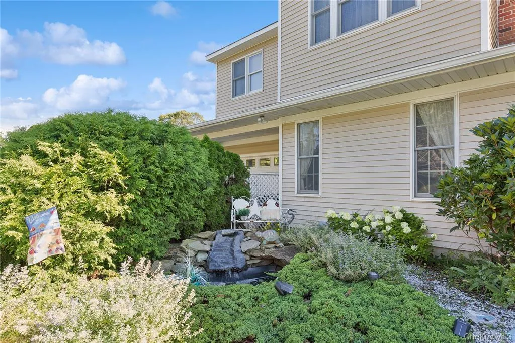 123 Broad Avenue, Riverhead, NY, 5 Bedrooms Bedrooms, 11 Rooms Rooms,3 BathroomsBathrooms,Residential Lease,For Rent,Broad,0,985175 123 Broad Avenue, Riverhead, NY, 5 Bedrooms Bedrooms, 11 Rooms Rooms,3 BathroomsBathrooms,Residential Lease,For Rent,Broad,0,985175