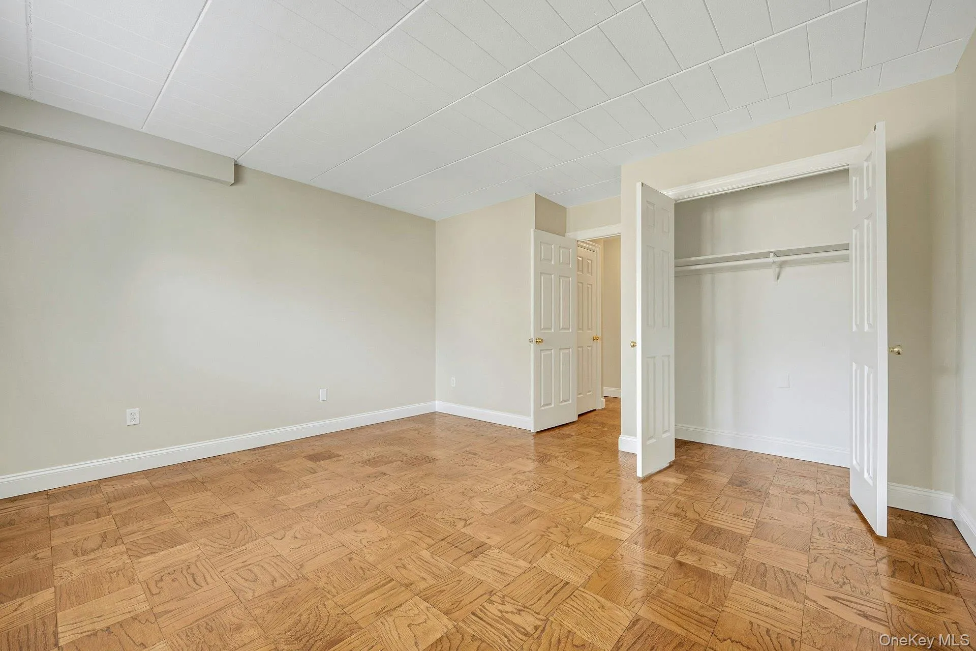 2 Park Avenue, Eastchester, NY, 1 Bedroom Bedrooms, 4 Rooms Rooms,1 BathroomBathrooms,Residential Lease,For Rent,Park,0,985179 2 Park Avenue, Eastchester, NY, 1 Bedroom Bedrooms, 4 Rooms Rooms,1 BathroomBathrooms,Residential Lease,For Rent,Park,0,985179