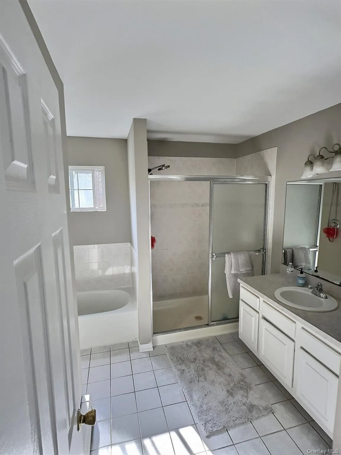 29 Terra Pines Gate, Brookhaven, NY, 4 Bedrooms Bedrooms, 8 Rooms Rooms,2 BathroomsBathrooms,Residential,For Rent,Terra Pines Gate,0,985187 29 Terra Pines Gate, Brookhaven, NY, 4 Bedrooms Bedrooms, 8 Rooms Rooms,2 BathroomsBathrooms,Residential,For Rent,Terra Pines Gate,0,985187