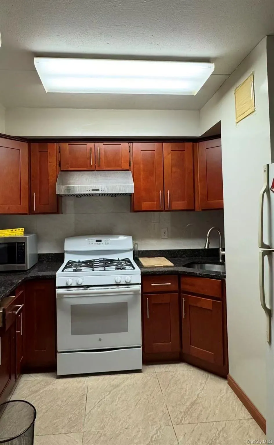 36-41 Union Street, New York, NY, 1 Bedroom Bedrooms, 4 Rooms Rooms,1 BathroomBathrooms,Residential Lease,For Rent,Union,0,985221 36-41 Union Street, New York, NY, 1 Bedroom Bedrooms, 4 Rooms Rooms,1 BathroomBathrooms,Residential Lease,For Rent,Union,0,985221