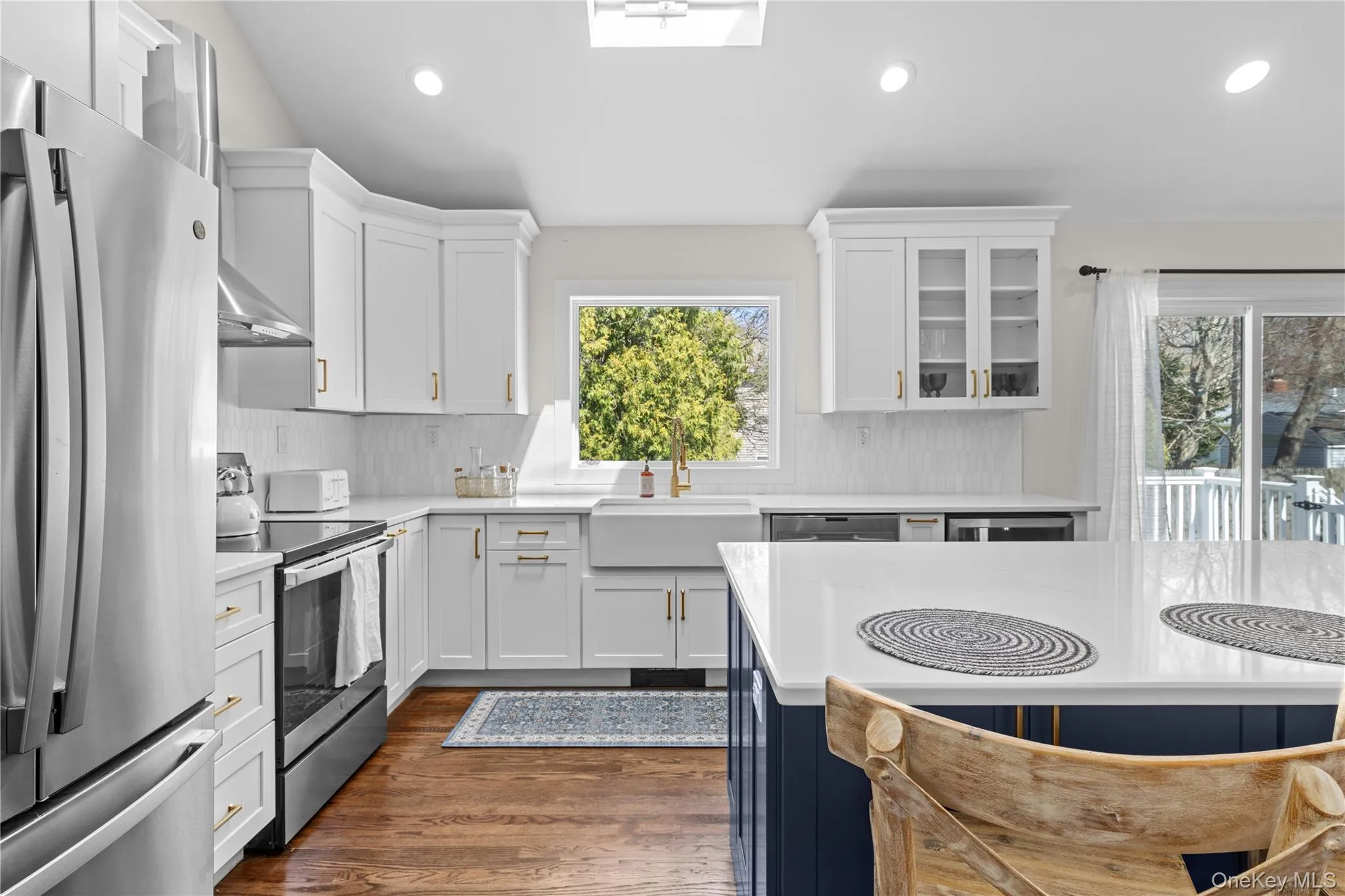 52 Summit Drive, Riverhead, NY, 3 Bedrooms Bedrooms, 6 Rooms Rooms,2 BathroomsBathrooms,Residential Lease,For Rent,Summit,0,985230 52 Summit Drive, Riverhead, NY, 3 Bedrooms Bedrooms, 6 Rooms Rooms,2 BathroomsBathrooms,Residential Lease,For Rent,Summit,0,985230