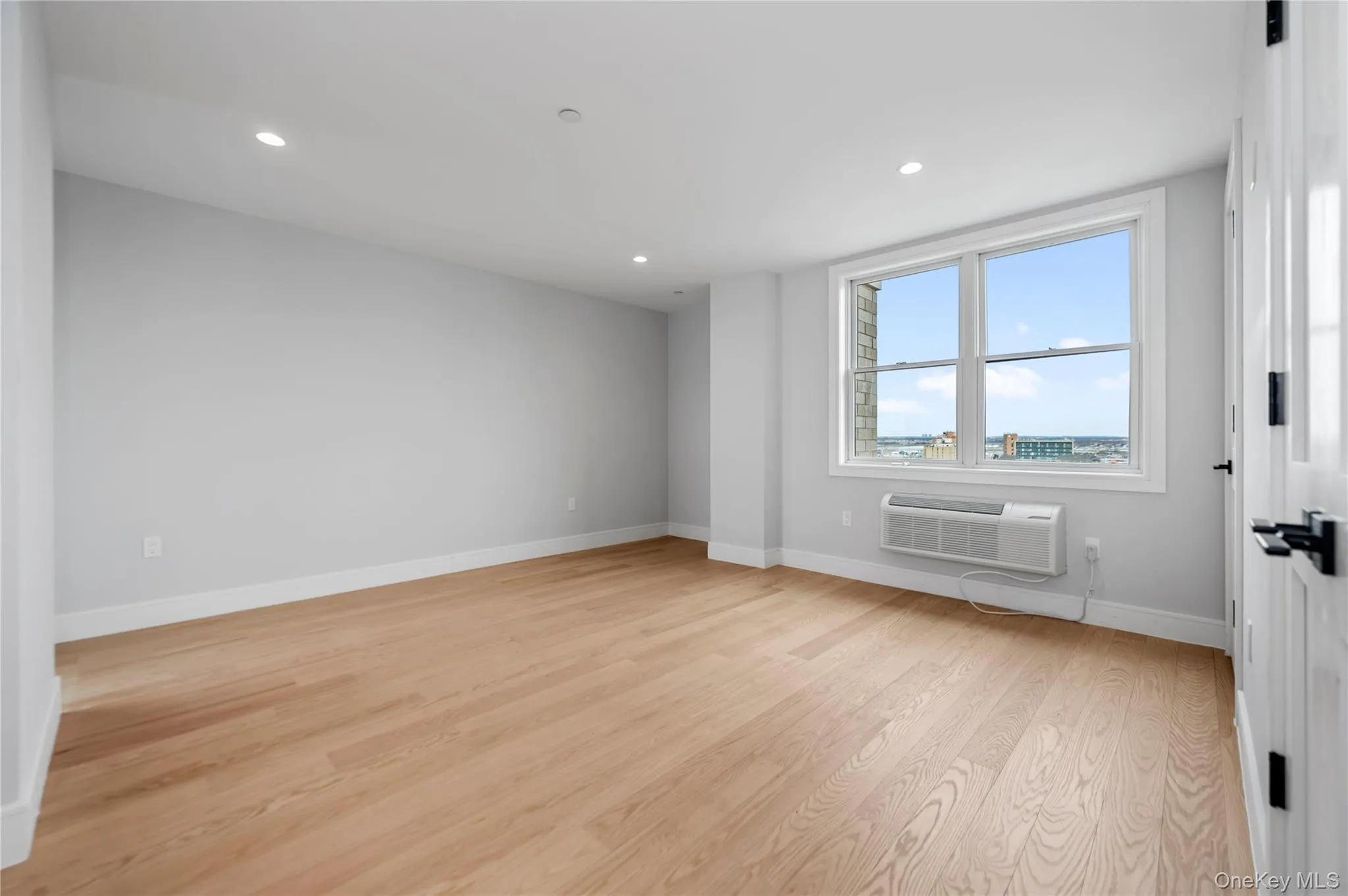 50 Broadway, Long Beach, NY, 4 Bedrooms Bedrooms, 8 Rooms Rooms,3 BathroomsBathrooms,Residential,For Rent,Broadway,0,985231 50 Broadway, Long Beach, NY, 4 Bedrooms Bedrooms, 8 Rooms Rooms,3 BathroomsBathrooms,Residential,For Rent,Broadway,0,985231