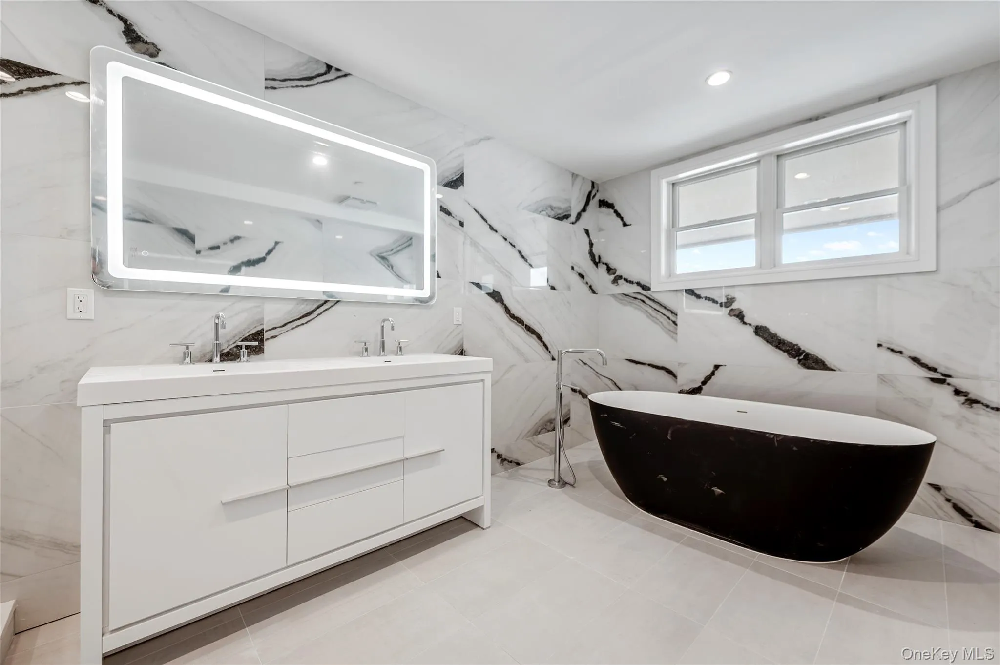 50 Broadway, Long Beach, NY, 4 Bedrooms Bedrooms, 8 Rooms Rooms,3 BathroomsBathrooms,Residential,For Rent,Broadway,0,985231 50 Broadway, Long Beach, NY, 4 Bedrooms Bedrooms, 8 Rooms Rooms,3 BathroomsBathrooms,Residential,For Rent,Broadway,0,985231