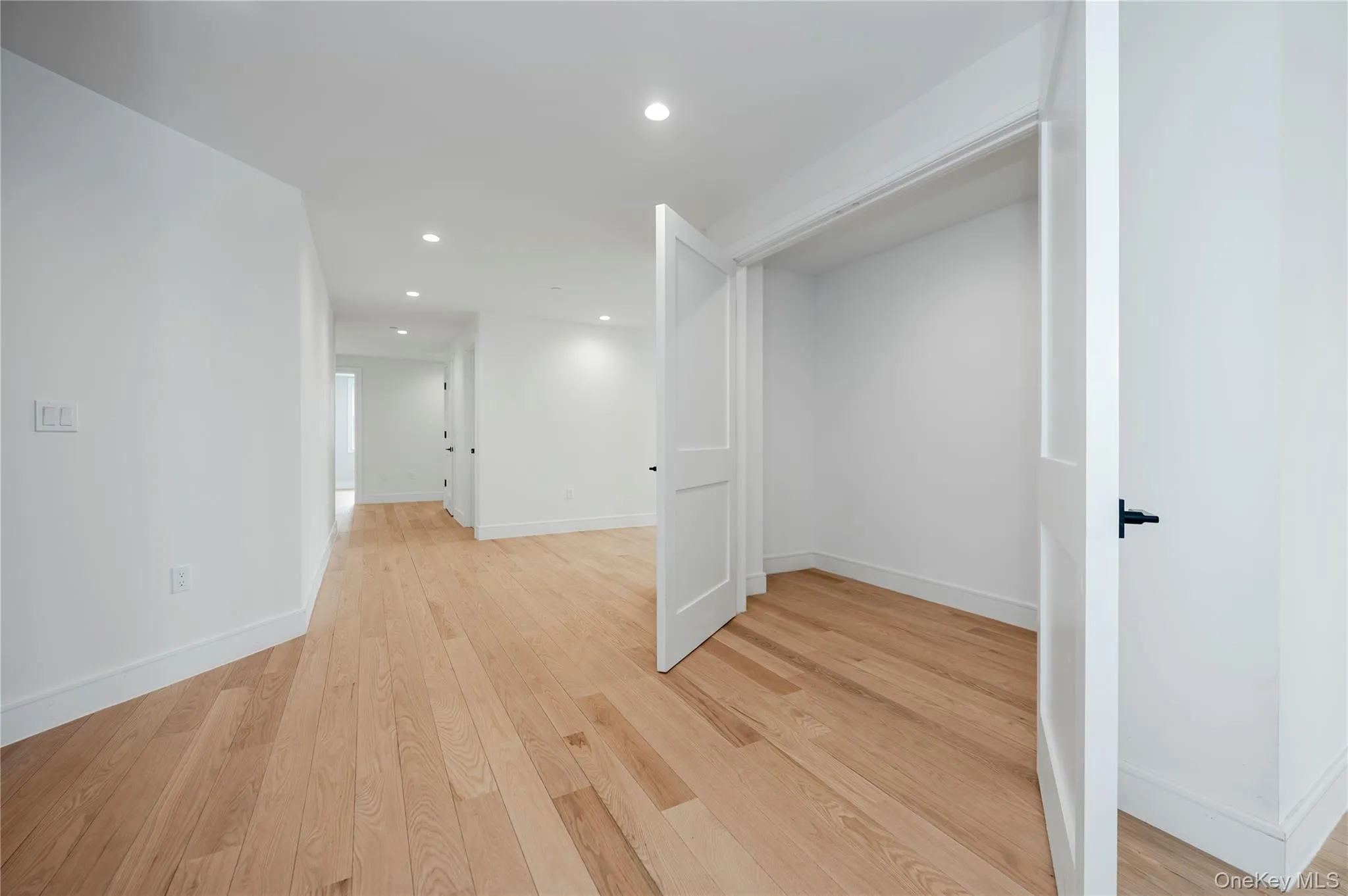 50 Broadway, Long Beach, NY, 4 Bedrooms Bedrooms, 8 Rooms Rooms,3 BathroomsBathrooms,Residential,For Rent,Broadway,0,985231 50 Broadway, Long Beach, NY, 4 Bedrooms Bedrooms, 8 Rooms Rooms,3 BathroomsBathrooms,Residential,For Rent,Broadway,0,985231