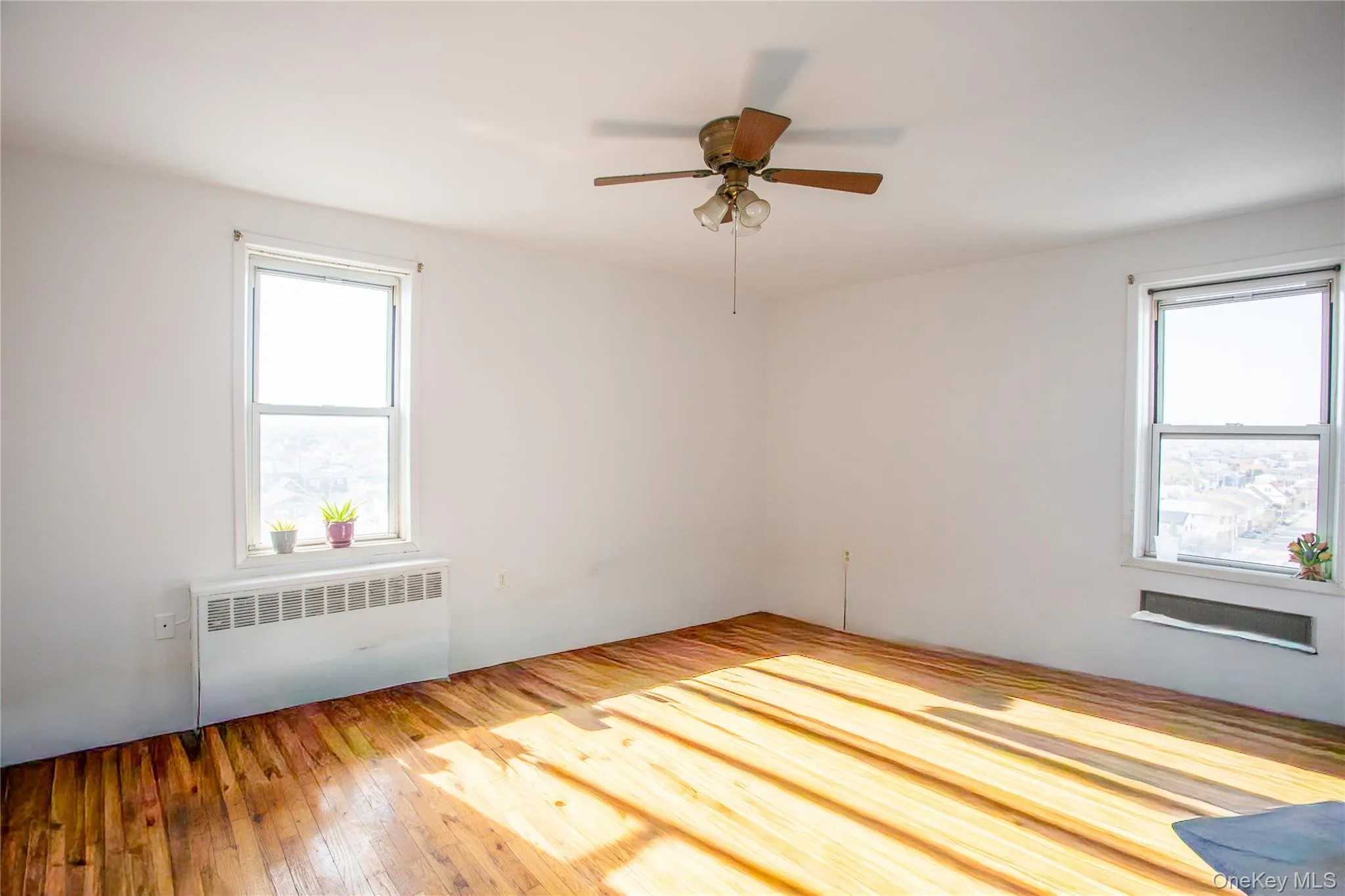 855 Broadway, Long Beach, NY, 2 Bedrooms Bedrooms, 5 Rooms Rooms,1 BathroomBathrooms,Residential Sale,For Rent,Broadway,0,985234 855 Broadway, Long Beach, NY, 2 Bedrooms Bedrooms, 5 Rooms Rooms,1 BathroomBathrooms,Residential Sale,For Rent,Broadway,0,985234
