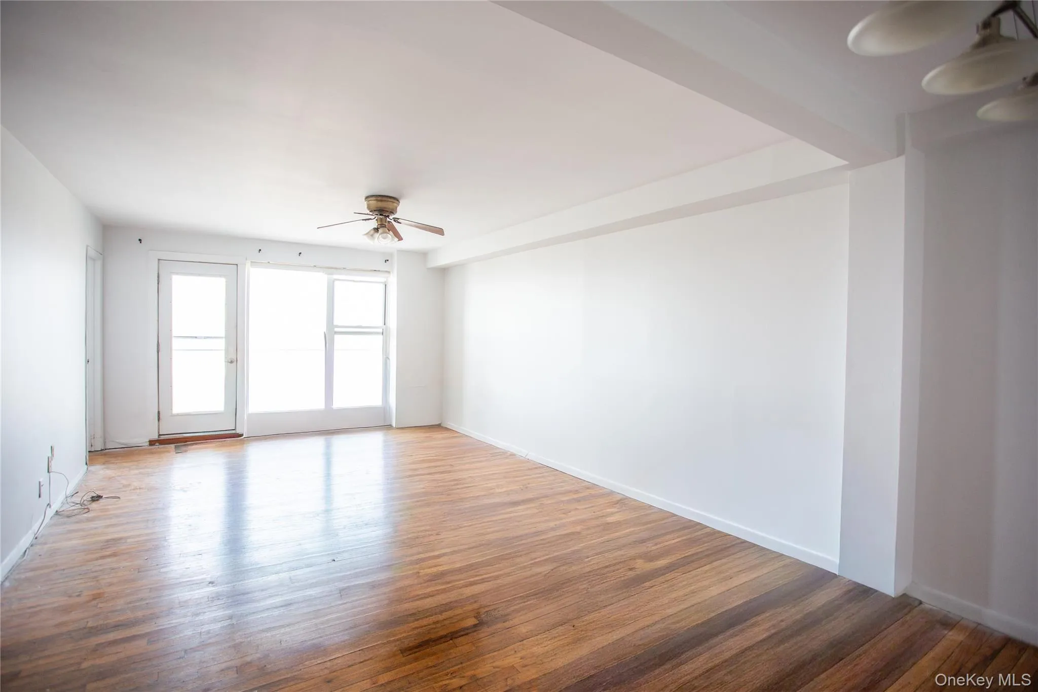 855 Broadway, Long Beach, NY, 2 Bedrooms Bedrooms, 5 Rooms Rooms,1 BathroomBathrooms,Residential Sale,For Rent,Broadway,0,985234 855 Broadway, Long Beach, NY, 2 Bedrooms Bedrooms, 5 Rooms Rooms,1 BathroomBathrooms,Residential Sale,For Rent,Broadway,0,985234