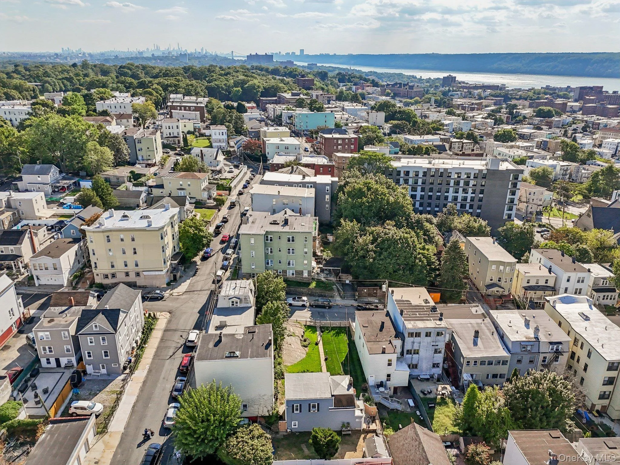143 Oliver Avenue, Yonkers, NY, 3 Bedrooms Bedrooms, 4 Rooms Rooms,2 BathroomsBathrooms,Residential,For Rent,Oliver,0,985258 143 Oliver Avenue, Yonkers, NY, 3 Bedrooms Bedrooms, 4 Rooms Rooms,2 BathroomsBathrooms,Residential,For Rent,Oliver,0,985258