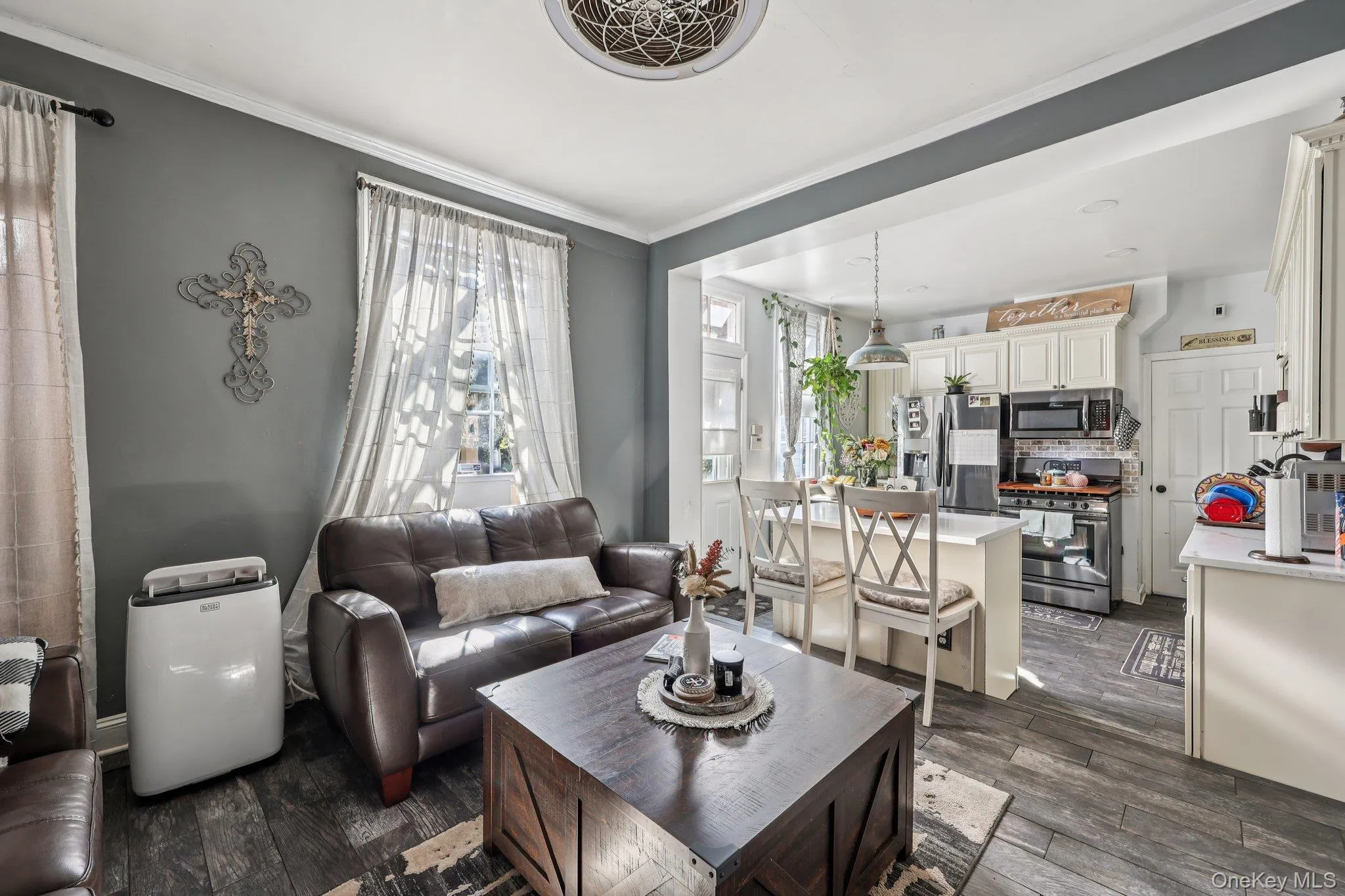 143 Oliver Avenue, Yonkers, NY, 3 Bedrooms Bedrooms, 4 Rooms Rooms,2 BathroomsBathrooms,Residential,For Rent,Oliver,0,985258 143 Oliver Avenue, Yonkers, NY, 3 Bedrooms Bedrooms, 4 Rooms Rooms,2 BathroomsBathrooms,Residential,For Rent,Oliver,0,985258