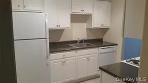 25 Henry W Dubios Drive, New Paltz, NY, 2 Bedrooms Bedrooms, 4 Rooms Rooms,1 BathroomBathrooms,Residential Lease,For Rent,Henry W Dubios,0,985260 25 Henry W Dubios Drive, New Paltz, NY, 2 Bedrooms Bedrooms, 4 Rooms Rooms,1 BathroomBathrooms,Residential Lease,For Rent,Henry W Dubios,0,985260