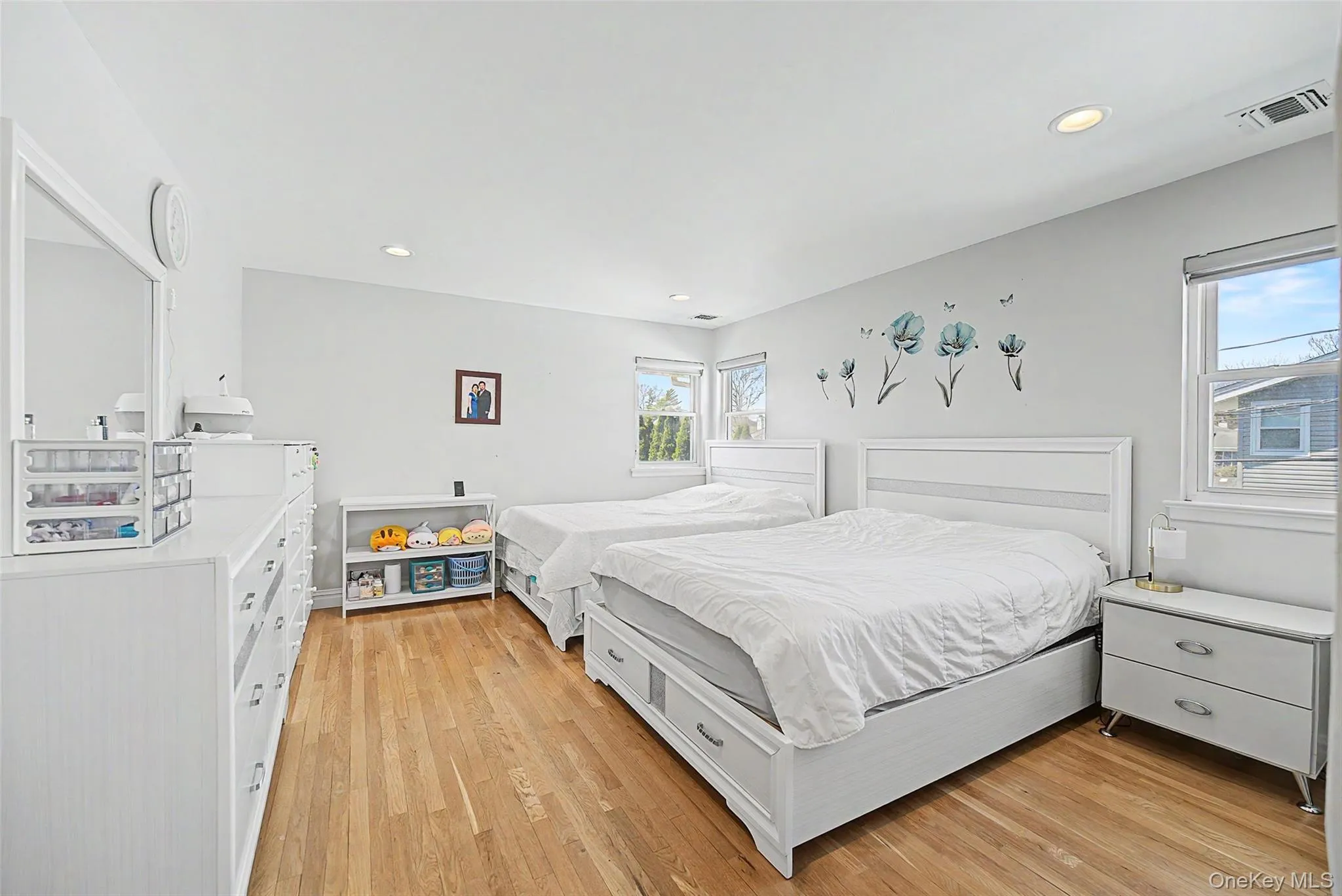 47 Favorite Lane, Oyster Bay, NY, 5 Bedrooms Bedrooms, 10 Rooms Rooms,3 BathroomsBathrooms,Residential,For Rent,Favorite,0,985298 47 Favorite Lane, Oyster Bay, NY, 5 Bedrooms Bedrooms, 10 Rooms Rooms,3 BathroomsBathrooms,Residential,For Rent,Favorite,0,985298