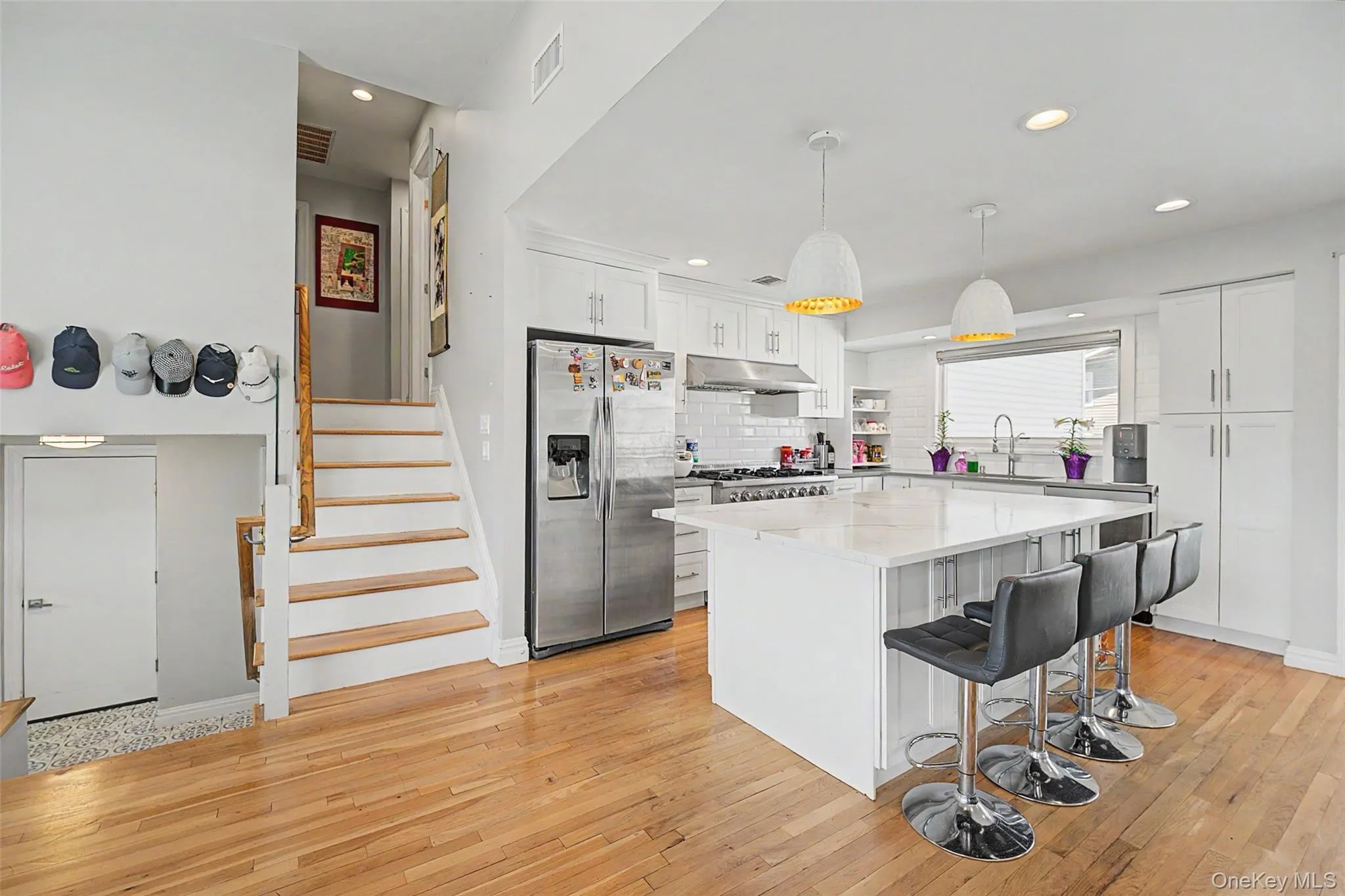 47 Favorite Lane, Oyster Bay, NY, 5 Bedrooms Bedrooms, 10 Rooms Rooms,3 BathroomsBathrooms,Residential,For Rent,Favorite,0,985298 47 Favorite Lane, Oyster Bay, NY, 5 Bedrooms Bedrooms, 10 Rooms Rooms,3 BathroomsBathrooms,Residential,For Rent,Favorite,0,985298