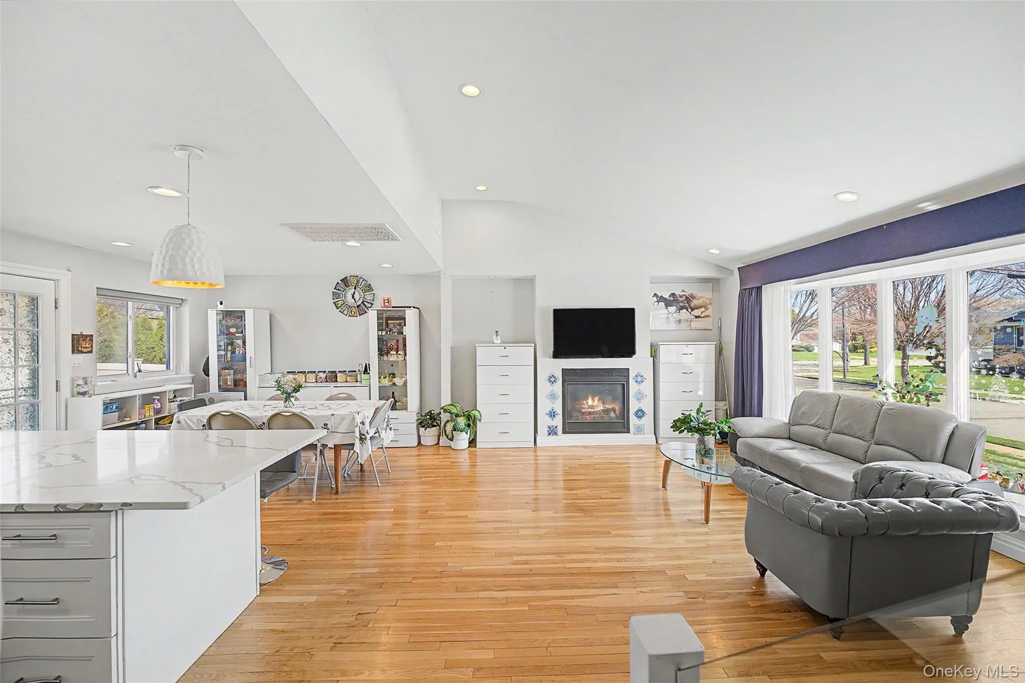47 Favorite Lane, Oyster Bay, NY, 5 Bedrooms Bedrooms, 10 Rooms Rooms,3 BathroomsBathrooms,Residential,For Rent,Favorite,0,985298 47 Favorite Lane, Oyster Bay, NY, 5 Bedrooms Bedrooms, 10 Rooms Rooms,3 BathroomsBathrooms,Residential,For Rent,Favorite,0,985298