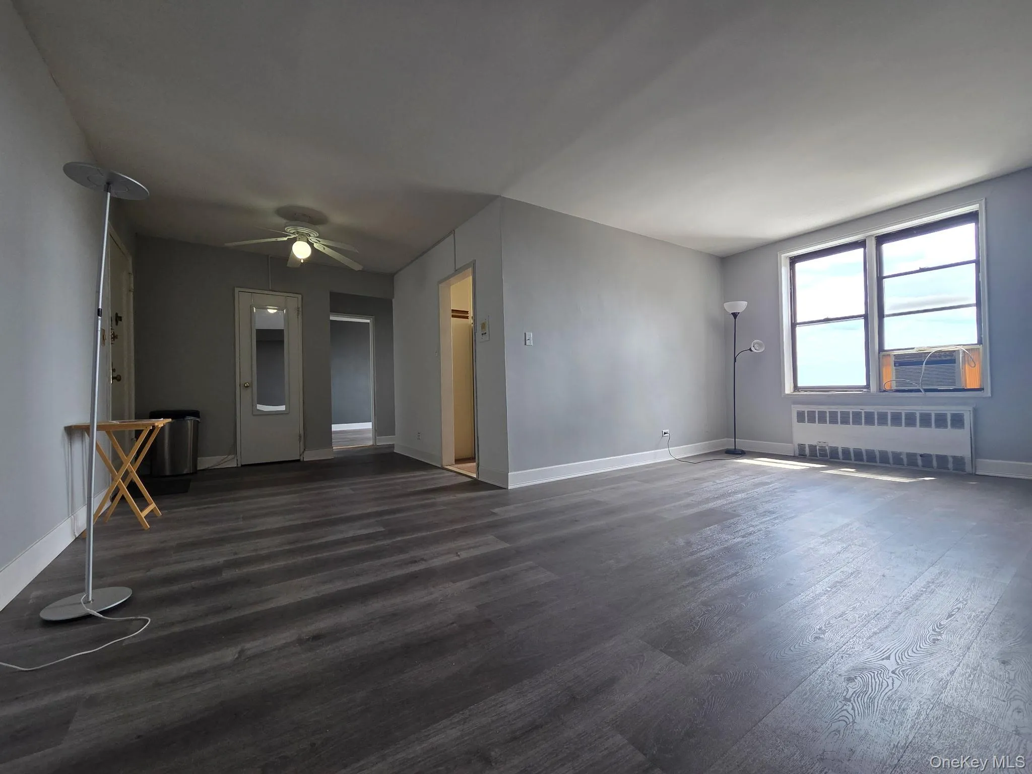14010 84th Drive, New York, NY, 1 Bedroom Bedrooms, 3 Rooms Rooms,1 BathroomBathrooms,Residential,For Rent,84th,0,985301 14010 84th Drive, New York, NY, 1 Bedroom Bedrooms, 3 Rooms Rooms,1 BathroomBathrooms,Residential,For Rent,84th,0,985301