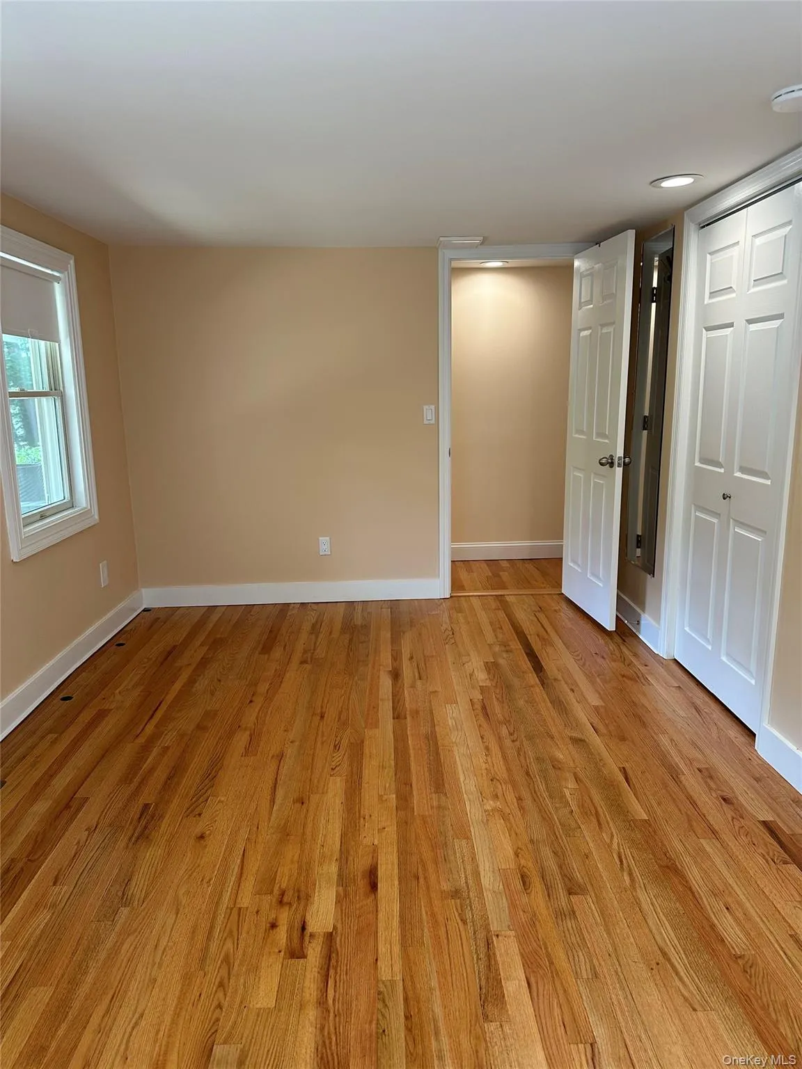 162 Spring Road, Huntington, NY, 1 Bedroom Bedrooms, 3 Rooms Rooms,1 BathroomBathrooms,Residential Lease,For Rent,Spring,0,985302 162 Spring Road, Huntington, NY, 1 Bedroom Bedrooms, 3 Rooms Rooms,1 BathroomBathrooms,Residential Lease,For Rent,Spring,0,985302