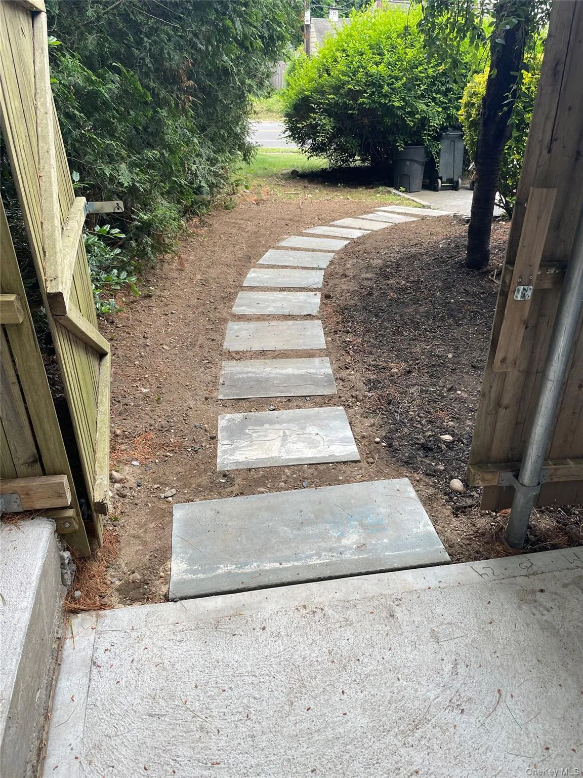 Walkway to Entry Walkway to Entry