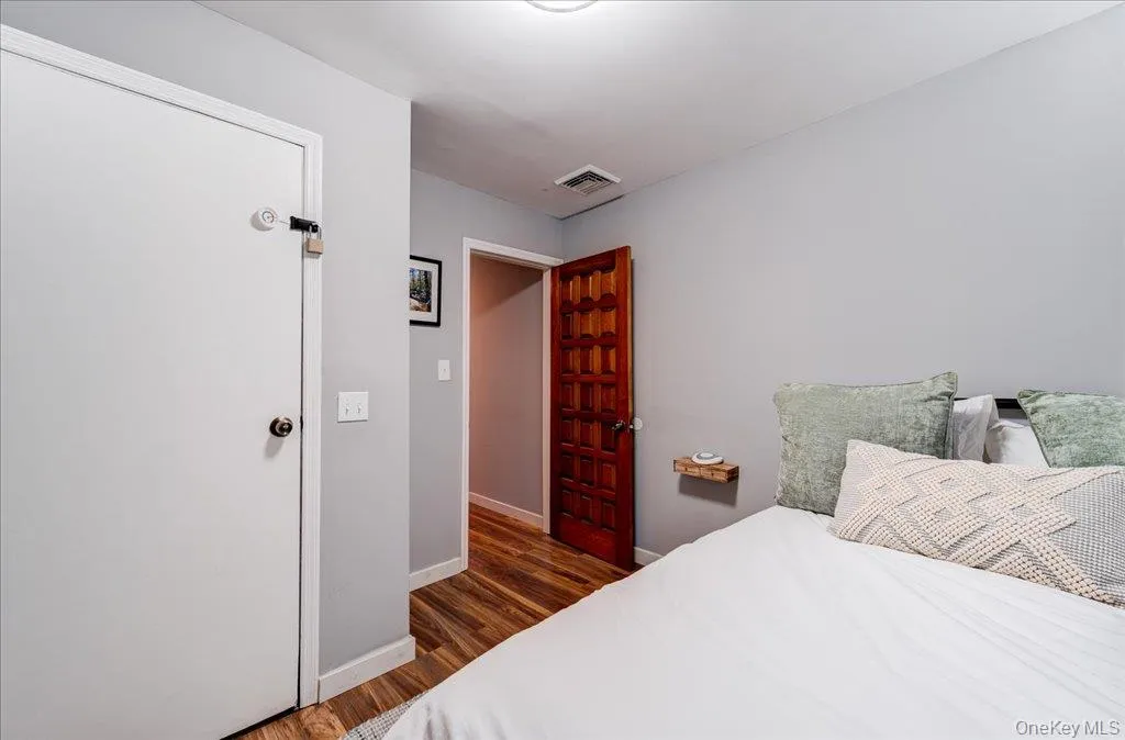 1026 St Hwy 211, Mount Hope, NY, 2 Bedrooms Bedrooms, 8 Rooms Rooms,1 BathroomBathrooms,Residential Lease,For Rent,St Hwy 211,0,985303 1026 St Hwy 211, Mount Hope, NY, 2 Bedrooms Bedrooms, 8 Rooms Rooms,1 BathroomBathrooms,Residential Lease,For Rent,St Hwy 211,0,985303