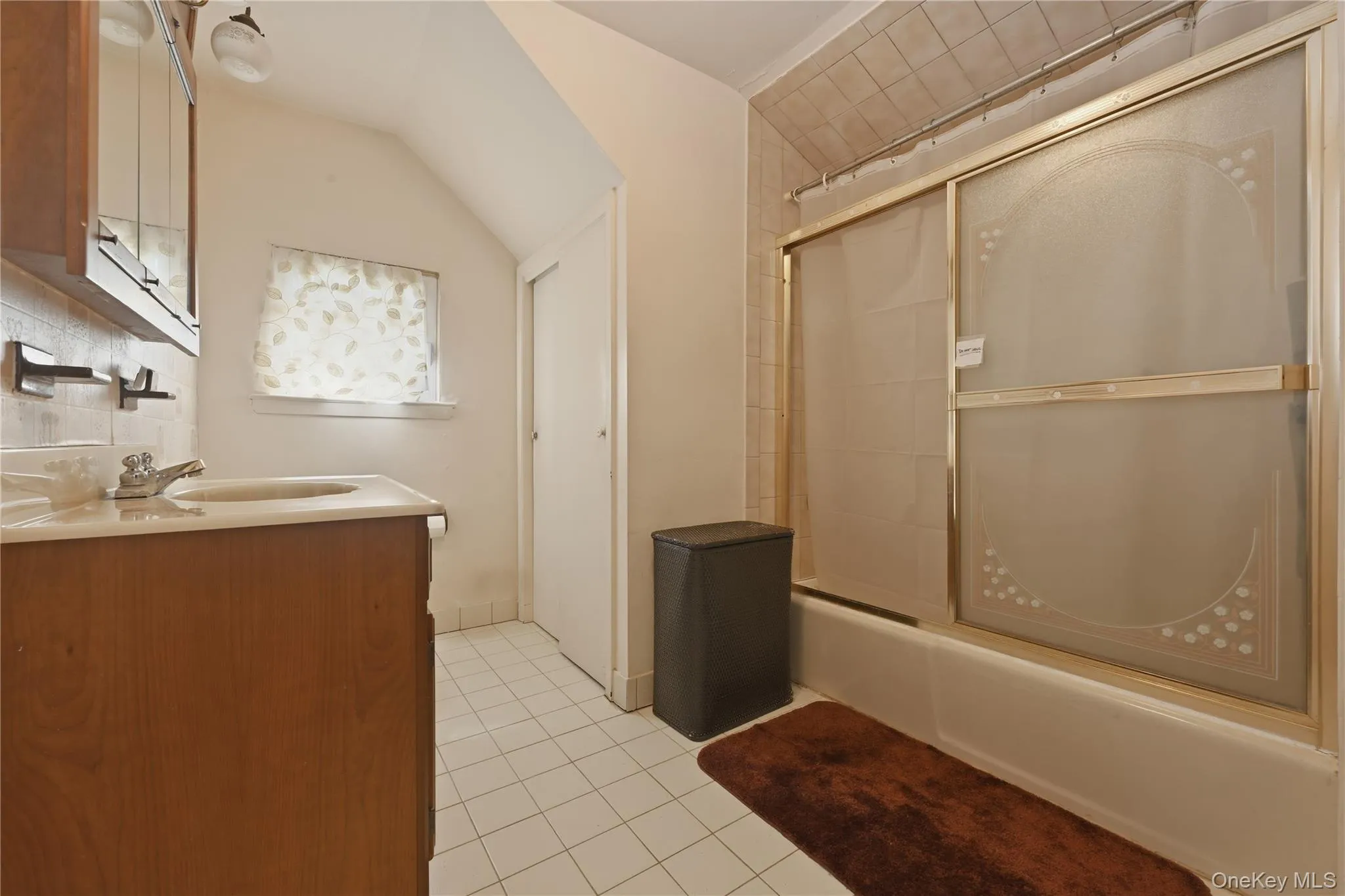 333 Ocean Avenue, Hempstead, NY, 3 Bedrooms Bedrooms, 7 Rooms Rooms,1 BathroomBathrooms,Residential,For Rent,Ocean,0,985304 333 Ocean Avenue, Hempstead, NY, 3 Bedrooms Bedrooms, 7 Rooms Rooms,1 BathroomBathrooms,Residential,For Rent,Ocean,0,985304