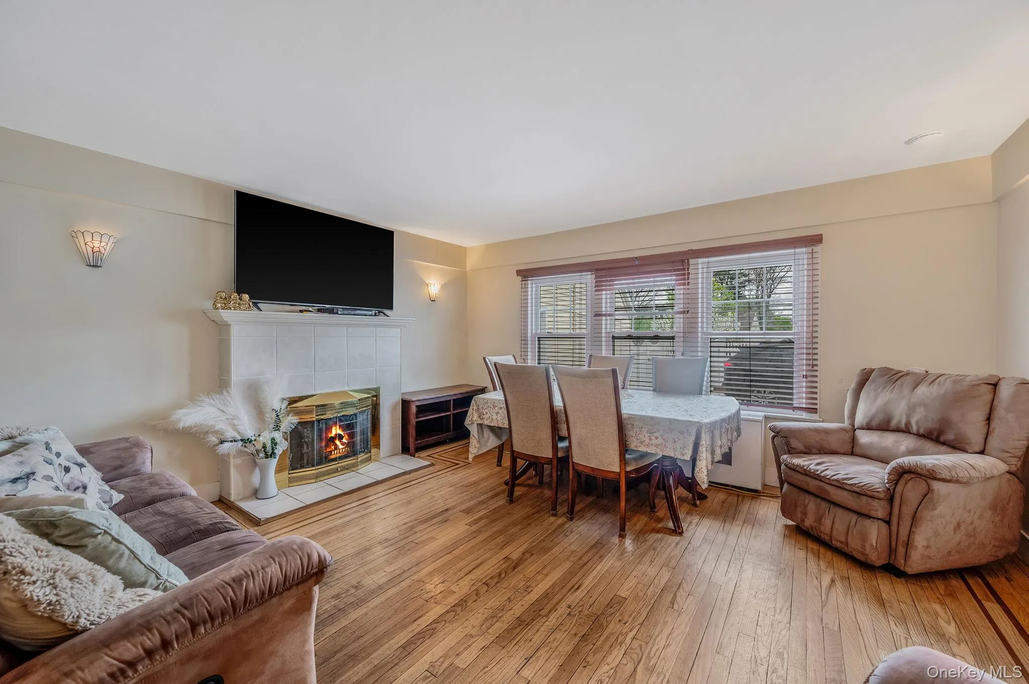 122 Mc Kinley Street, Islip, NY, 5 Bedrooms Bedrooms, 9 Rooms Rooms,3 BathroomsBathrooms,Residential,For Rent,Mc Kinley,0,985309 122 Mc Kinley Street, Islip, NY, 5 Bedrooms Bedrooms, 9 Rooms Rooms,3 BathroomsBathrooms,Residential,For Rent,Mc Kinley,0,985309