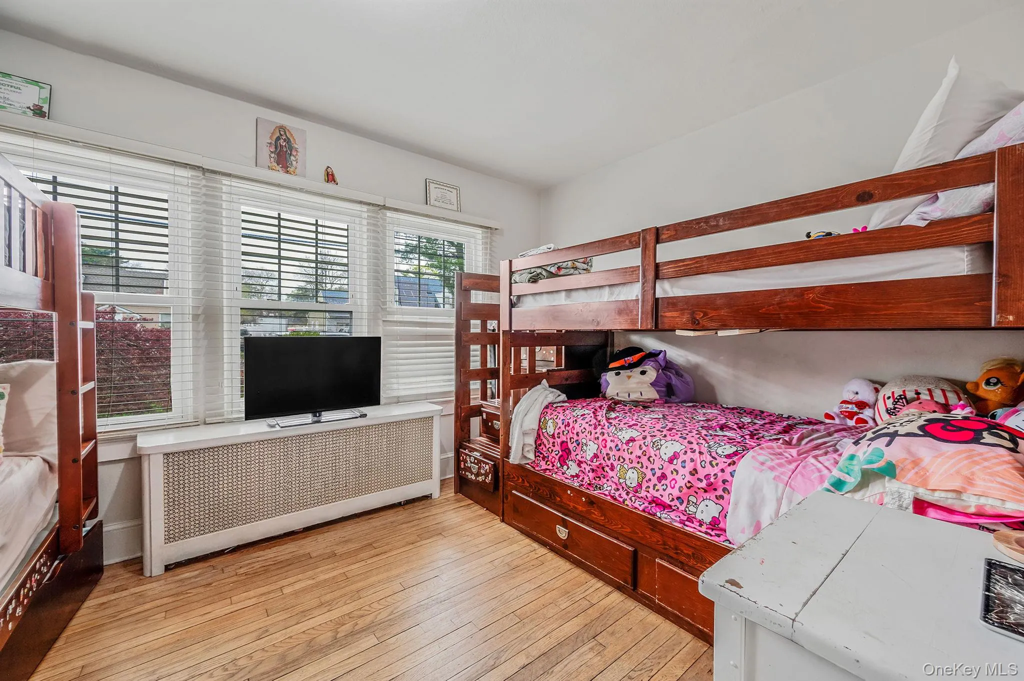 122 Mc Kinley Street, Islip, NY, 5 Bedrooms Bedrooms, 9 Rooms Rooms,3 BathroomsBathrooms,Residential,For Rent,Mc Kinley,0,985309 122 Mc Kinley Street, Islip, NY, 5 Bedrooms Bedrooms, 9 Rooms Rooms,3 BathroomsBathrooms,Residential,For Rent,Mc Kinley,0,985309
