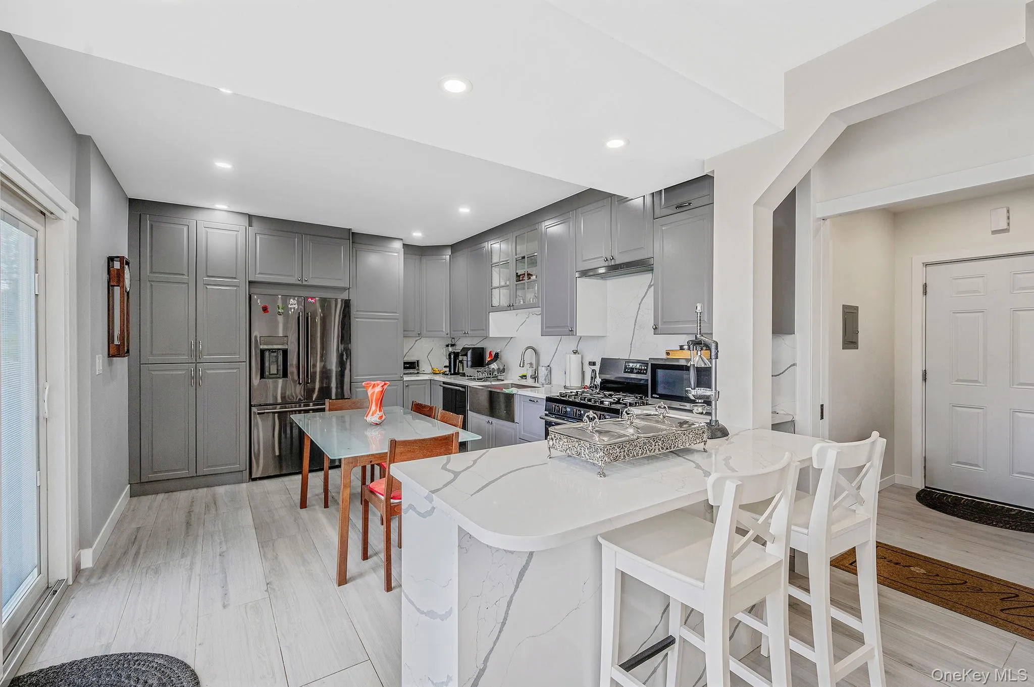 122 Mc Kinley Street, Islip, NY, 5 Bedrooms Bedrooms, 9 Rooms Rooms,3 BathroomsBathrooms,Residential,For Rent,Mc Kinley,0,985309 122 Mc Kinley Street, Islip, NY, 5 Bedrooms Bedrooms, 9 Rooms Rooms,3 BathroomsBathrooms,Residential,For Rent,Mc Kinley,0,985309