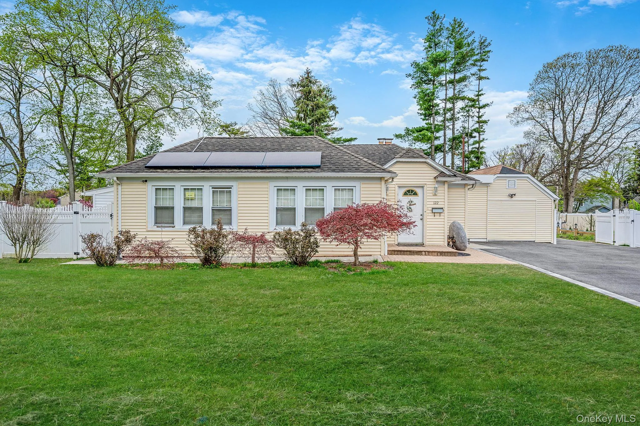 122 Mc Kinley Street, Islip, NY, 5 Bedrooms Bedrooms, 9 Rooms Rooms,3 BathroomsBathrooms,Residential,For Rent,Mc Kinley,0,985309 122 Mc Kinley Street, Islip, NY, 5 Bedrooms Bedrooms, 9 Rooms Rooms,3 BathroomsBathrooms,Residential,For Rent,Mc Kinley,0,985309