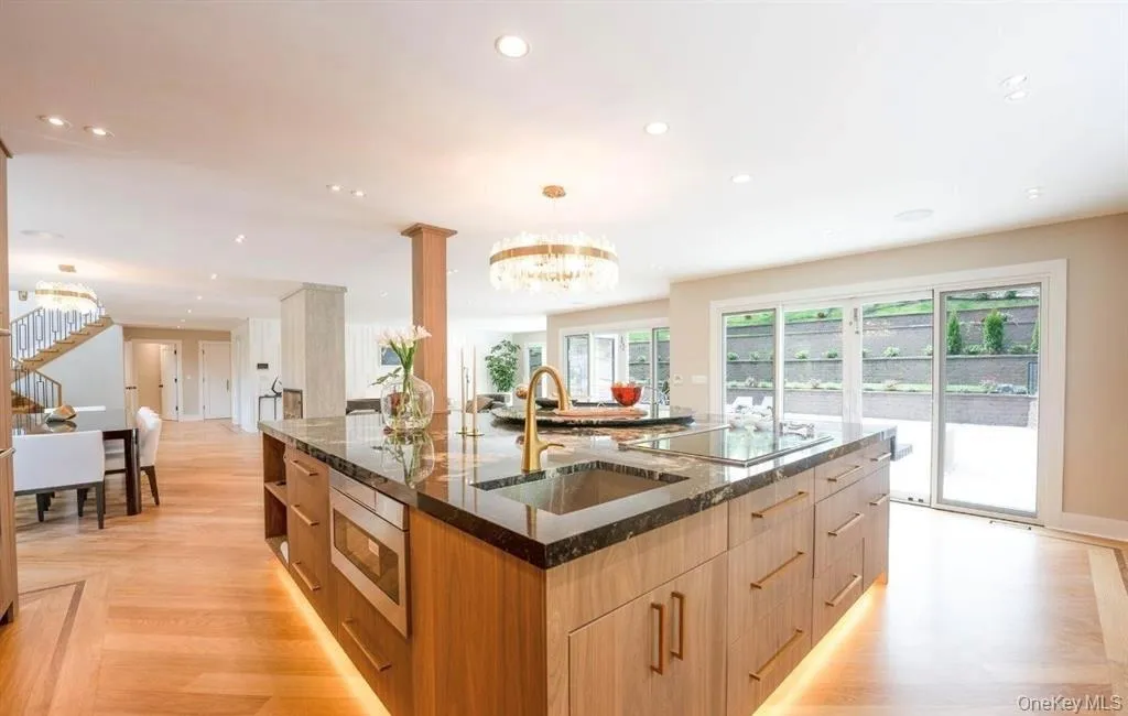 156 Sugar Toms Lane, Oyster Bay, NY, 6 Bedrooms Bedrooms, 14 Rooms Rooms,6 BathroomsBathrooms,Residential Lease,For Rent,Sugar Toms,0,985313 156 Sugar Toms Lane, Oyster Bay, NY, 6 Bedrooms Bedrooms, 14 Rooms Rooms,6 BathroomsBathrooms,Residential Lease,For Rent,Sugar Toms,0,985313