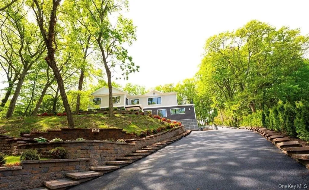 156 Sugar Toms Lane, Oyster Bay, NY, 6 Bedrooms Bedrooms, 14 Rooms Rooms,6 BathroomsBathrooms,Residential Lease,For Rent,Sugar Toms,0,985313 156 Sugar Toms Lane, Oyster Bay, NY, 6 Bedrooms Bedrooms, 14 Rooms Rooms,6 BathroomsBathrooms,Residential Lease,For Rent,Sugar Toms,0,985313