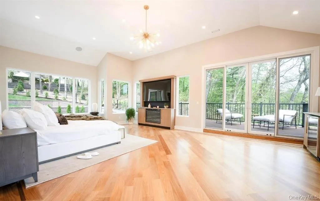 156 Sugar Toms Lane, Oyster Bay, NY, 6 Bedrooms Bedrooms, 14 Rooms Rooms,6 BathroomsBathrooms,Residential Lease,For Rent,Sugar Toms,0,985313 156 Sugar Toms Lane, Oyster Bay, NY, 6 Bedrooms Bedrooms, 14 Rooms Rooms,6 BathroomsBathrooms,Residential Lease,For Rent,Sugar Toms,0,985313
