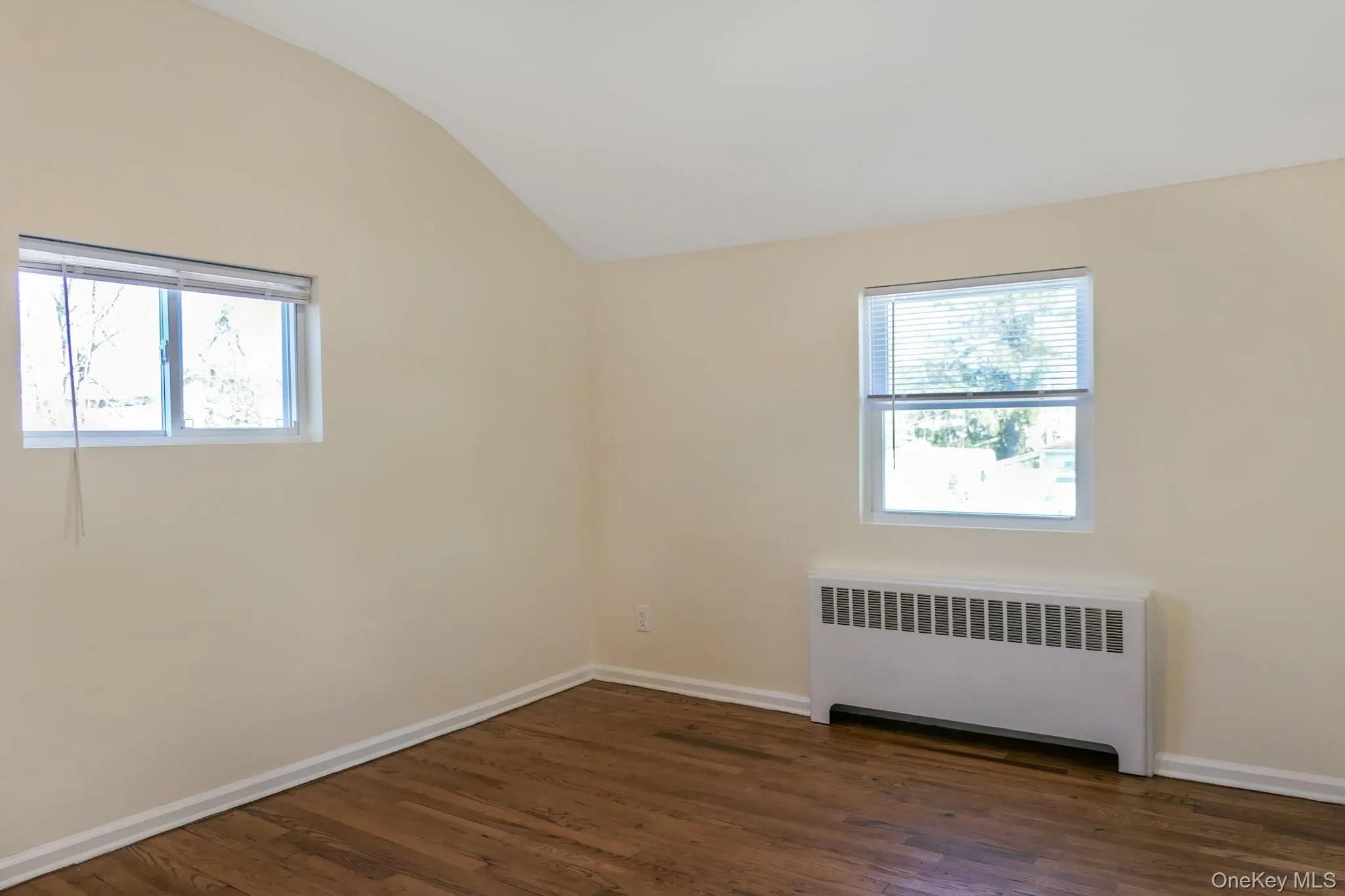 651 Americus Avenue, Brookhaven, NY, 4 Bedrooms Bedrooms, 5 Rooms Rooms,2 BathroomsBathrooms,Residential Sale,For Rent,Americus,0,985316 651 Americus Avenue, Brookhaven, NY, 4 Bedrooms Bedrooms, 5 Rooms Rooms,2 BathroomsBathrooms,Residential Sale,For Rent,Americus,0,985316