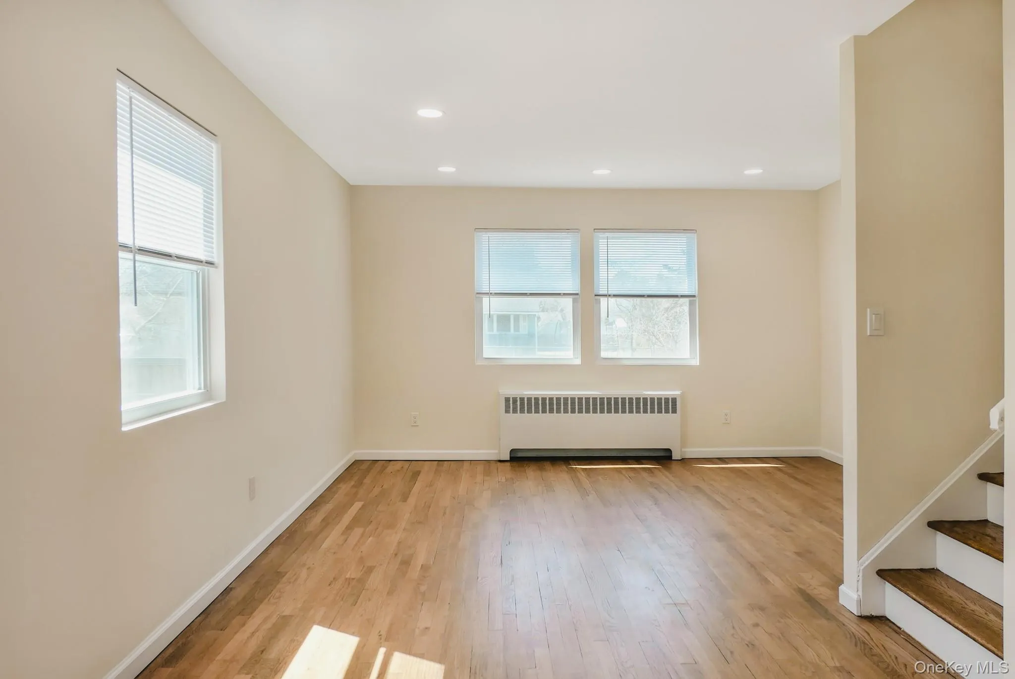 651 Americus Avenue, Brookhaven, NY, 4 Bedrooms Bedrooms, 5 Rooms Rooms,2 BathroomsBathrooms,Residential Sale,For Rent,Americus,0,985316 651 Americus Avenue, Brookhaven, NY, 4 Bedrooms Bedrooms, 5 Rooms Rooms,2 BathroomsBathrooms,Residential Sale,For Rent,Americus,0,985316