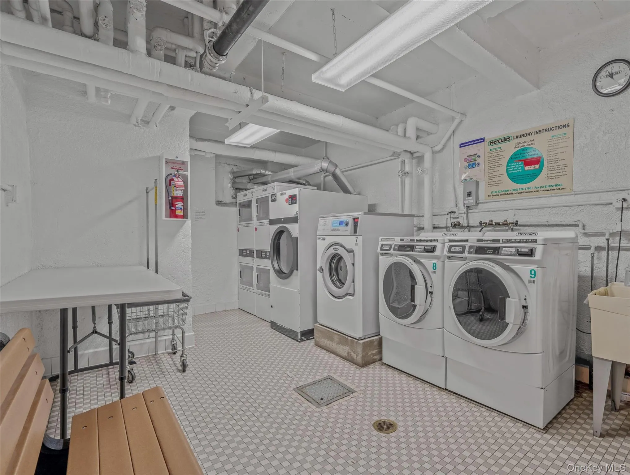43-25 Douglaston Parkway, New York, NY, 1 Bedroom Bedrooms, 4 Rooms Rooms,1 BathroomBathrooms,Residential,For Rent,Douglaston,0,985324 43-25 Douglaston Parkway, New York, NY, 1 Bedroom Bedrooms, 4 Rooms Rooms,1 BathroomBathrooms,Residential,For Rent,Douglaston,0,985324