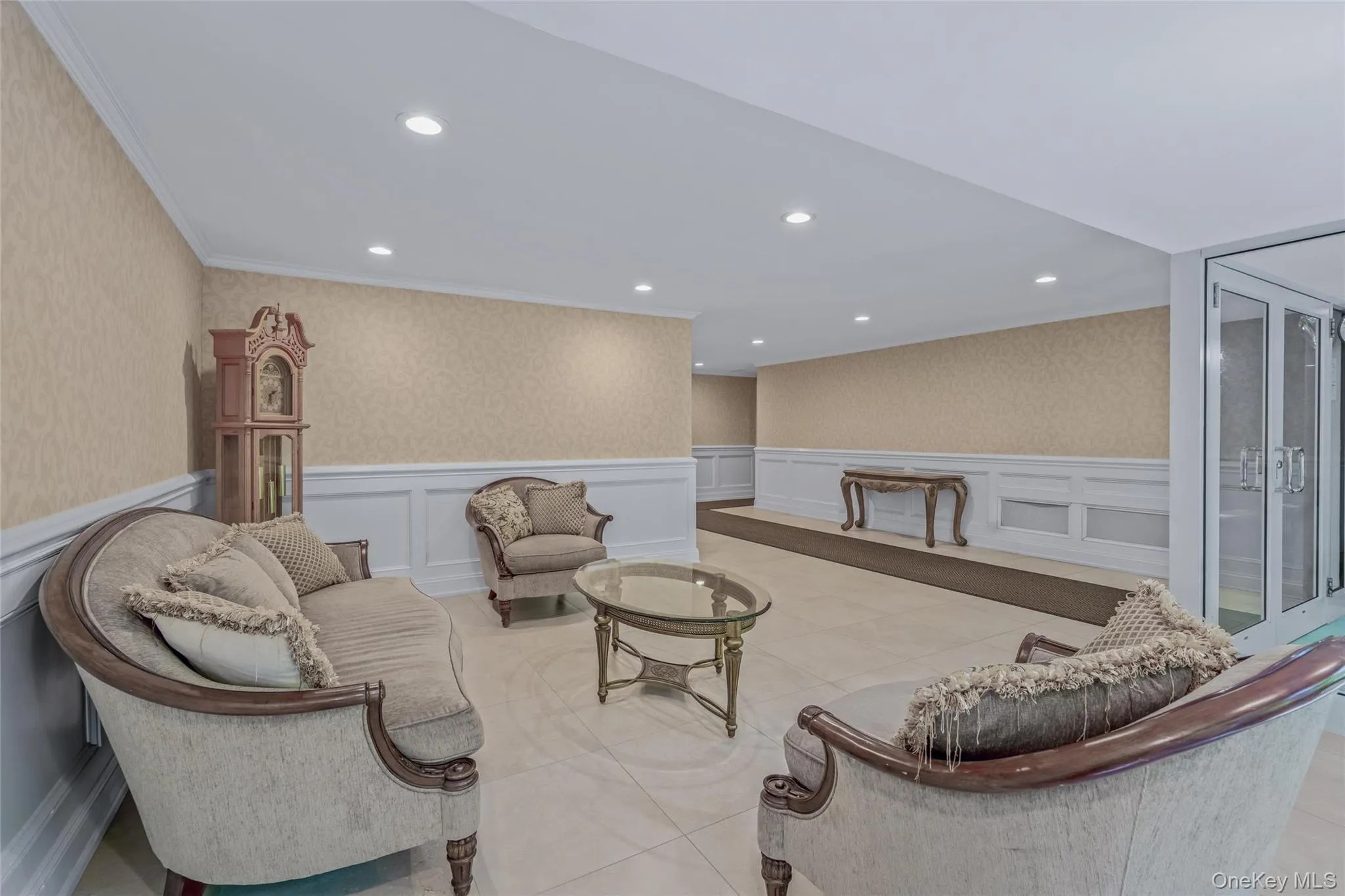 43-25 Douglaston Parkway, New York, NY, 1 Bedroom Bedrooms, 4 Rooms Rooms,1 BathroomBathrooms,Residential,For Rent,Douglaston,0,985324 43-25 Douglaston Parkway, New York, NY, 1 Bedroom Bedrooms, 4 Rooms Rooms,1 BathroomBathrooms,Residential,For Rent,Douglaston,0,985324