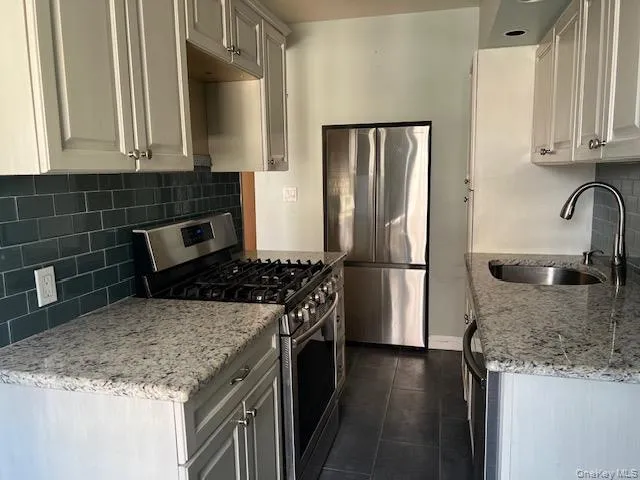 2 Marine Avenue, New York, NY, 1 Bedroom Bedrooms, 4 Rooms Rooms,1 BathroomBathrooms,Residential,For Rent,Marine,0,985325 2 Marine Avenue, New York, NY, 1 Bedroom Bedrooms, 4 Rooms Rooms,1 BathroomBathrooms,Residential,For Rent,Marine,0,985325