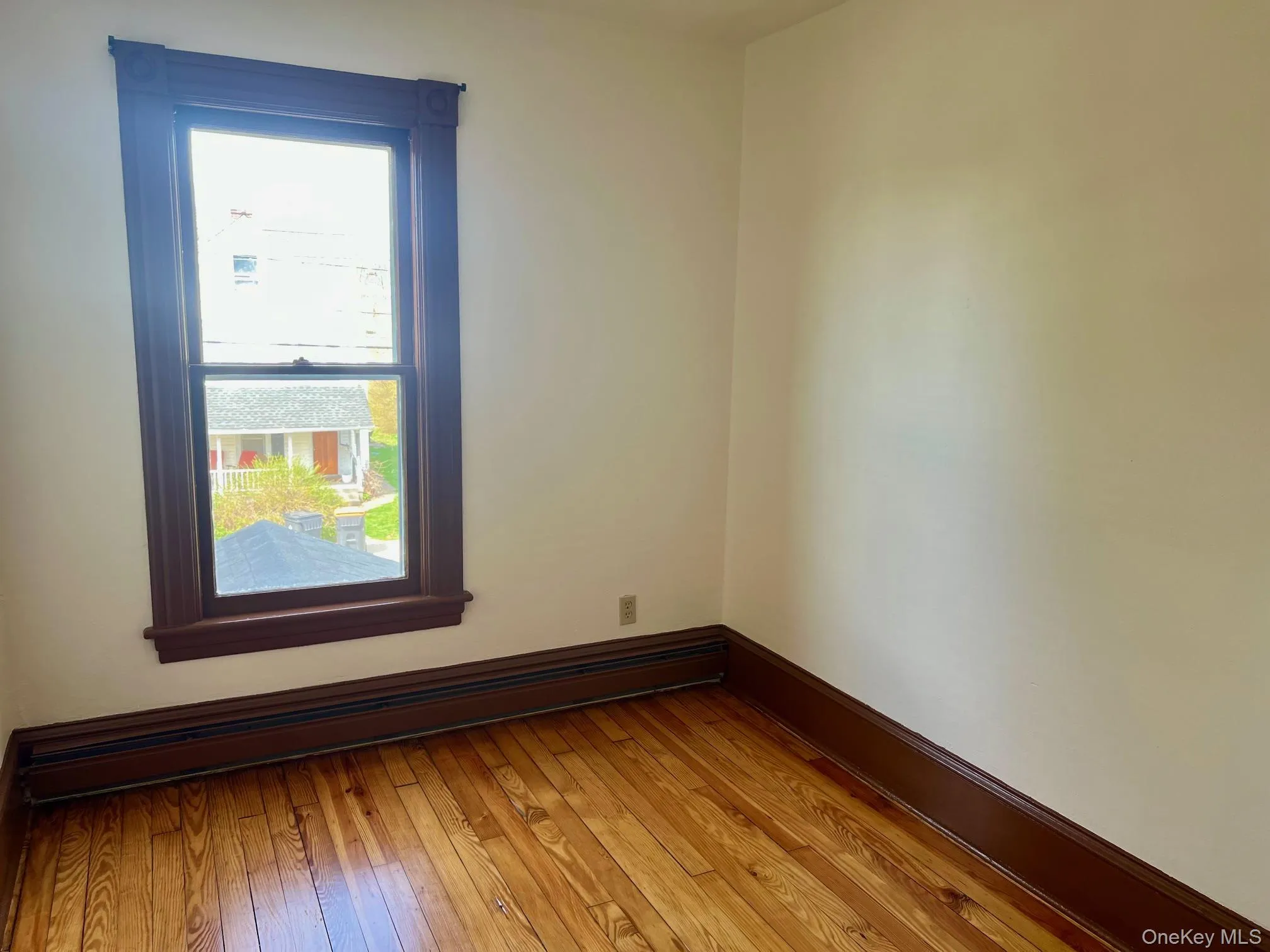 8 Alden Place, Washington, NY, 3 Bedrooms Bedrooms, 8 Rooms Rooms,1 BathroomBathrooms,Residential Lease,For Rent,Alden,0,985329 8 Alden Place, Washington, NY, 3 Bedrooms Bedrooms, 8 Rooms Rooms,1 BathroomBathrooms,Residential Lease,For Rent,Alden,0,985329