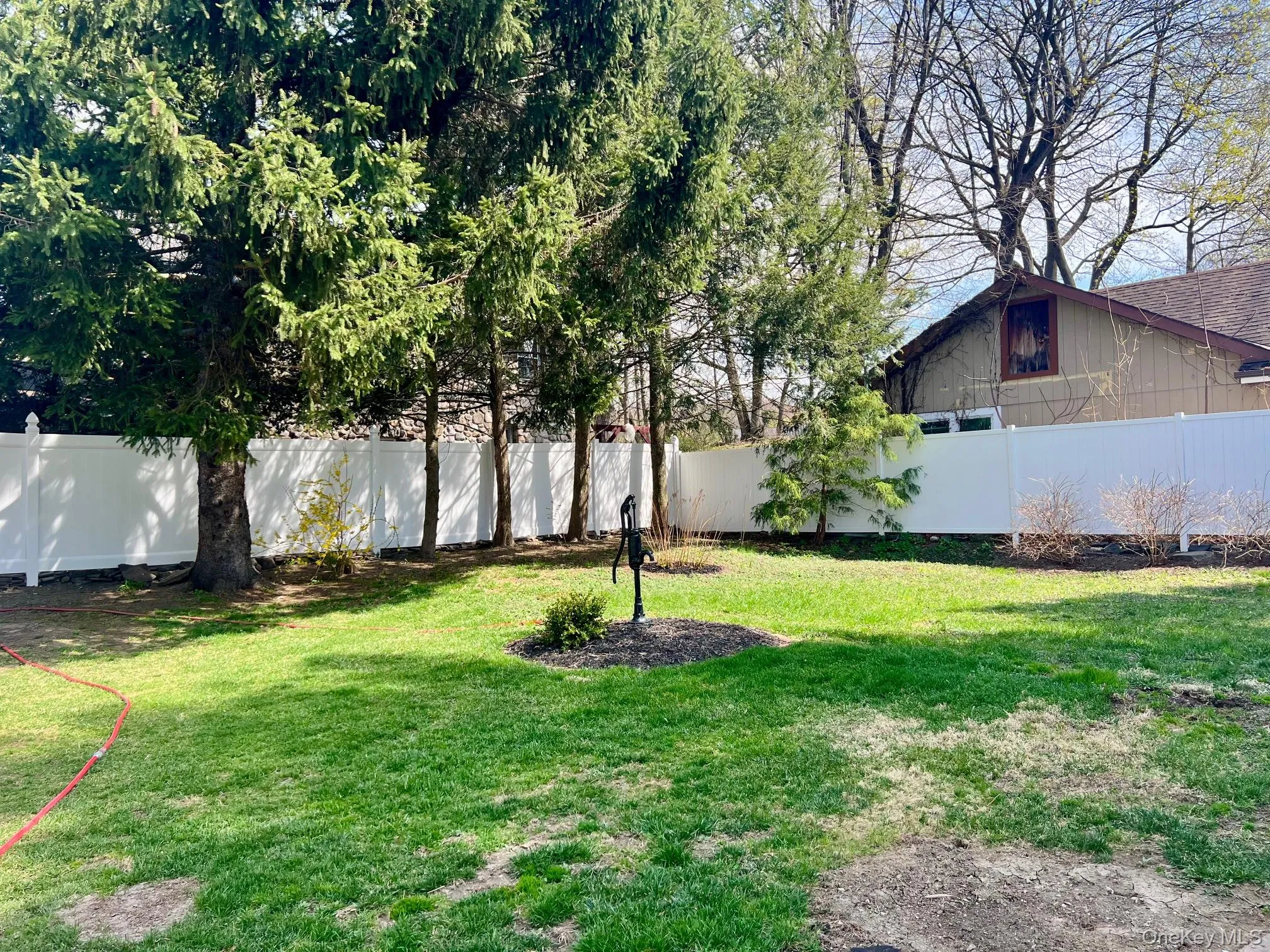 8 Alden Place, Washington, NY, 3 Bedrooms Bedrooms, 8 Rooms Rooms,1 BathroomBathrooms,Residential Lease,For Rent,Alden,0,985329 8 Alden Place, Washington, NY, 3 Bedrooms Bedrooms, 8 Rooms Rooms,1 BathroomBathrooms,Residential Lease,For Rent,Alden,0,985329