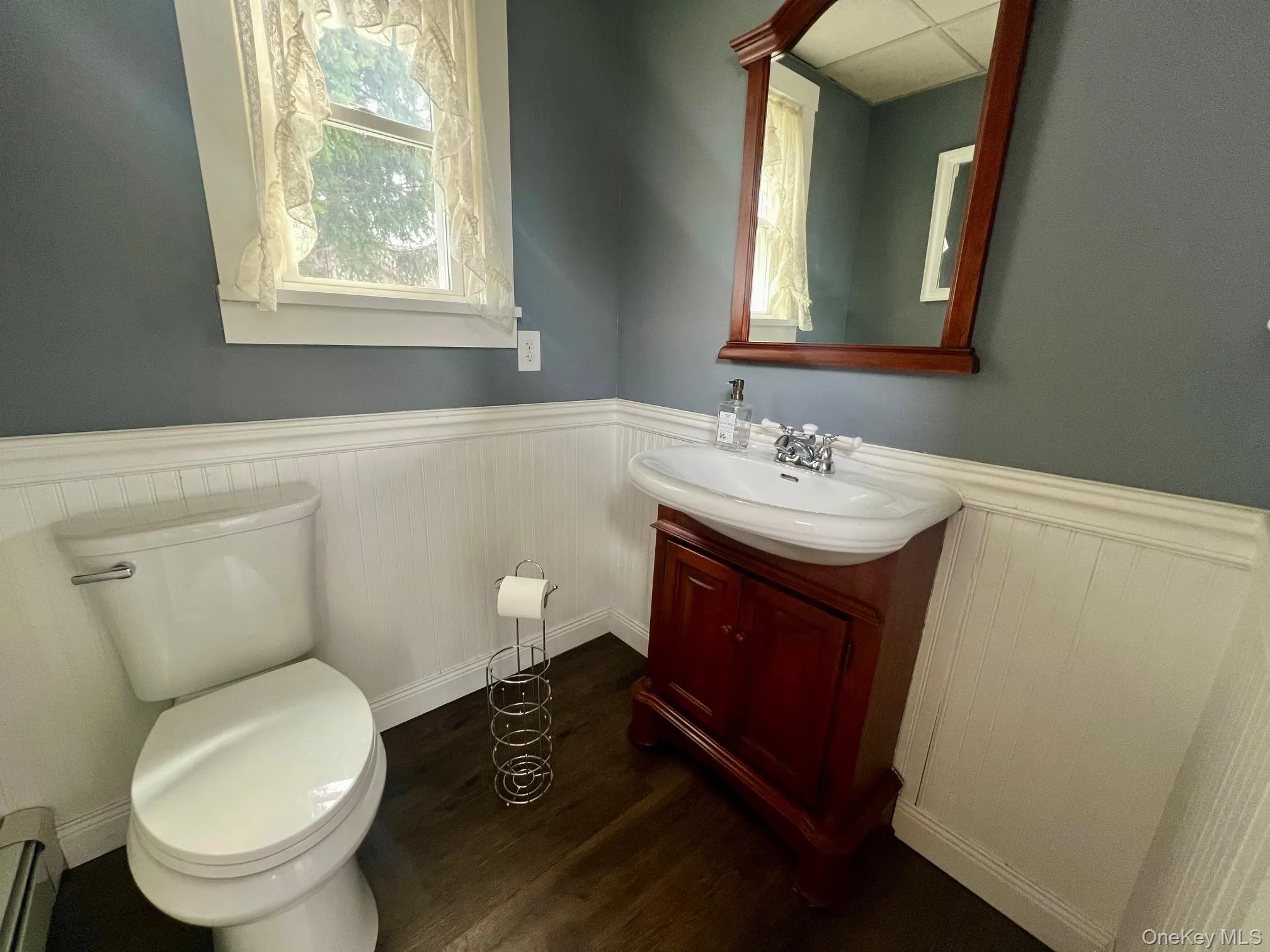 8 Alden Place, Washington, NY, 3 Bedrooms Bedrooms, 8 Rooms Rooms,1 BathroomBathrooms,Residential Lease,For Rent,Alden,0,985329 8 Alden Place, Washington, NY, 3 Bedrooms Bedrooms, 8 Rooms Rooms,1 BathroomBathrooms,Residential Lease,For Rent,Alden,0,985329