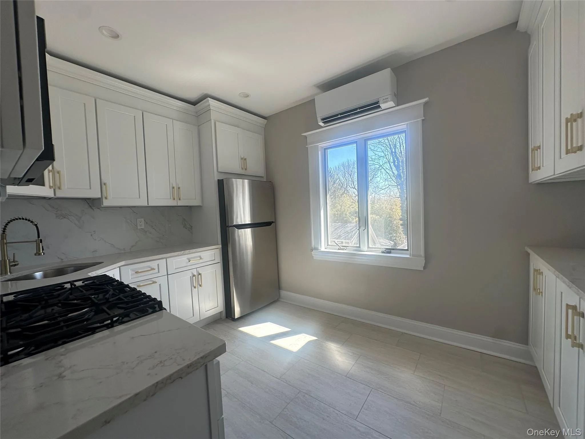 55 Sea Cliff Avenue, Oyster Bay, NY, 1 Bedroom Bedrooms, 4 Rooms Rooms,1 BathroomBathrooms,Residential Lease,For Rent,Sea Cliff,0,985335 55 Sea Cliff Avenue, Oyster Bay, NY, 1 Bedroom Bedrooms, 4 Rooms Rooms,1 BathroomBathrooms,Residential Lease,For Rent,Sea Cliff,0,985335