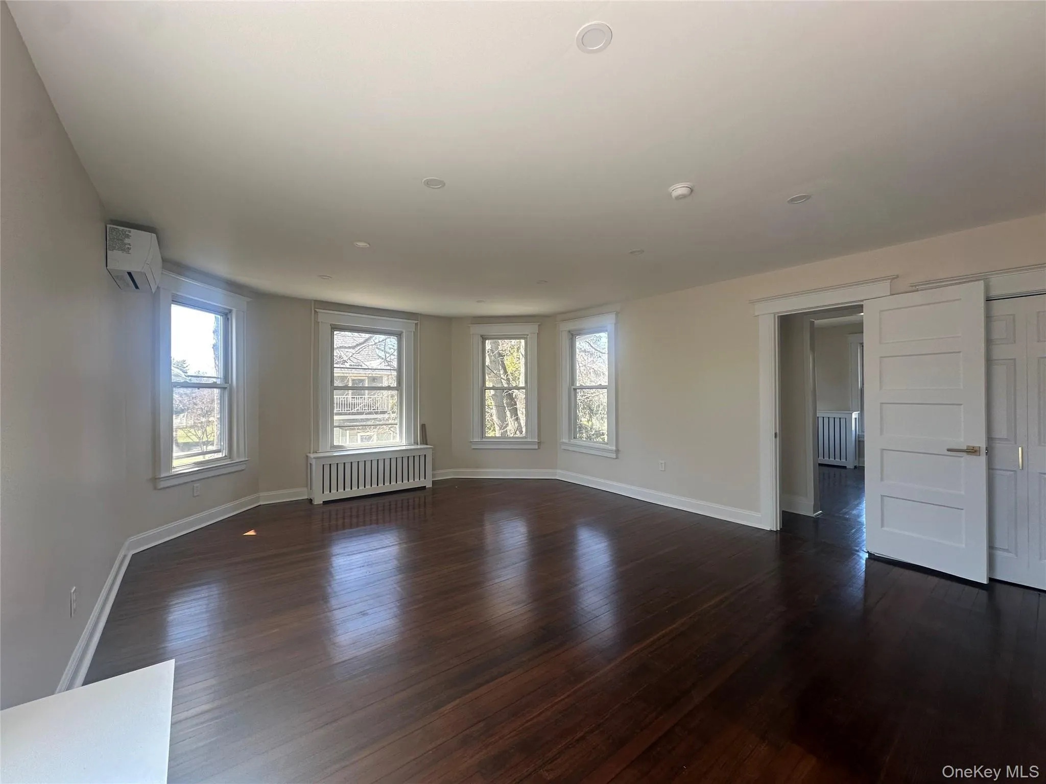 55 Sea Cliff Avenue, Oyster Bay, NY, 1 Bedroom Bedrooms, 4 Rooms Rooms,1 BathroomBathrooms,Residential Lease,For Rent,Sea Cliff,0,985335 55 Sea Cliff Avenue, Oyster Bay, NY, 1 Bedroom Bedrooms, 4 Rooms Rooms,1 BathroomBathrooms,Residential Lease,For Rent,Sea Cliff,0,985335