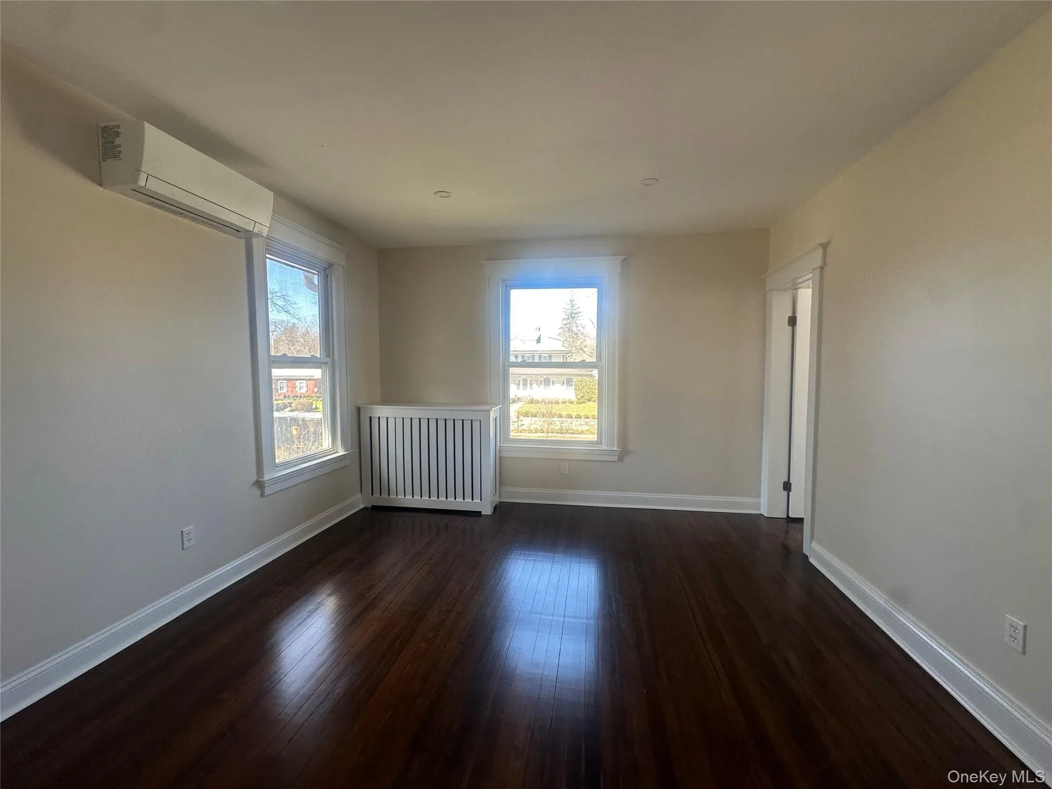 55 Sea Cliff Avenue, Oyster Bay, NY, 1 Bedroom Bedrooms, 4 Rooms Rooms,1 BathroomBathrooms,Residential Lease,For Rent,Sea Cliff,0,985335 55 Sea Cliff Avenue, Oyster Bay, NY, 1 Bedroom Bedrooms, 4 Rooms Rooms,1 BathroomBathrooms,Residential Lease,For Rent,Sea Cliff,0,985335