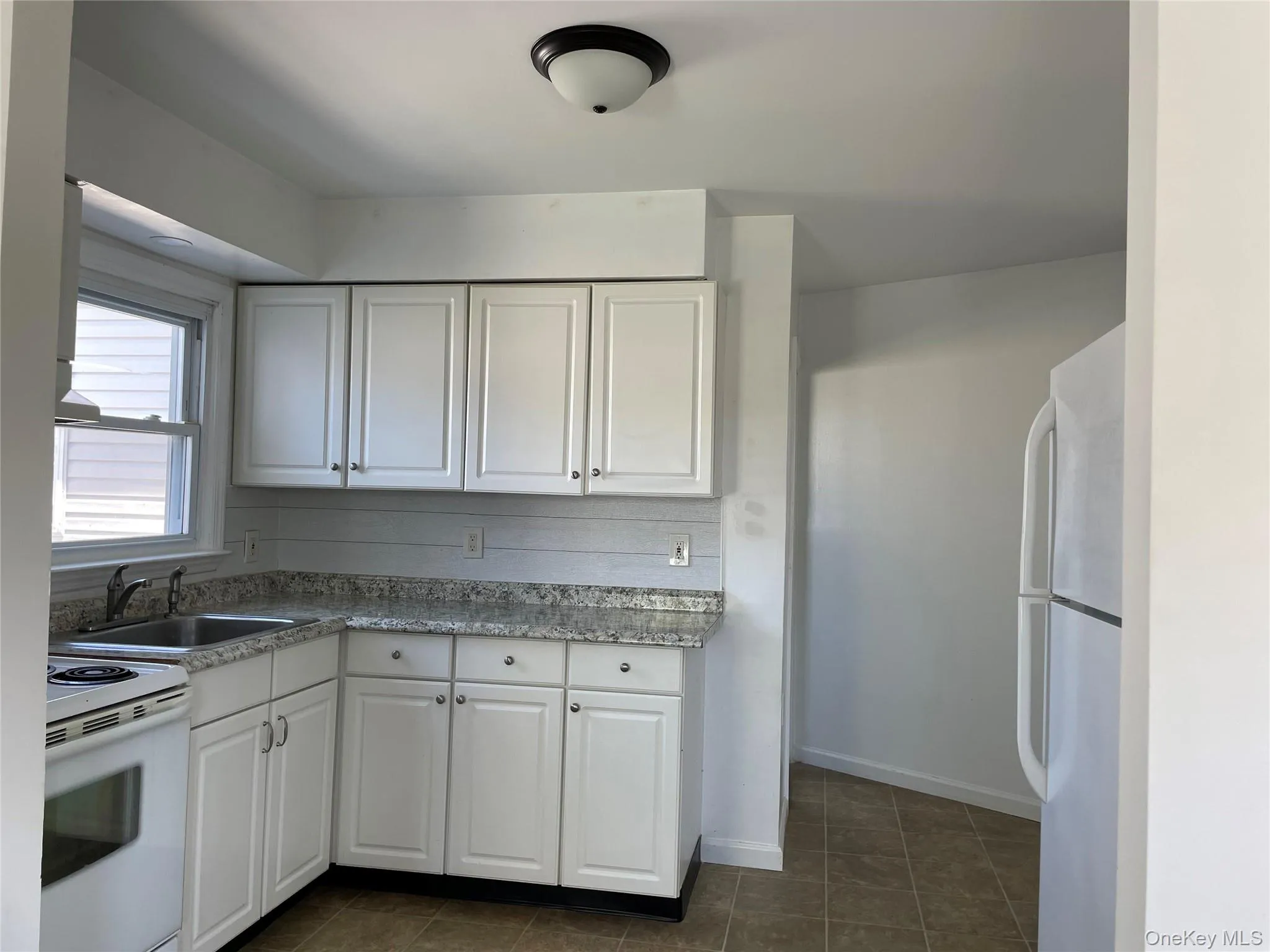 10 Mckinley, Babylon, NY, 2 Bedrooms Bedrooms, 6 Rooms Rooms,1 BathroomBathrooms,Residential Lease,For Rent,Mckinley,0,985344 10 Mckinley, Babylon, NY, 2 Bedrooms Bedrooms, 6 Rooms Rooms,1 BathroomBathrooms,Residential Lease,For Rent,Mckinley,0,985344