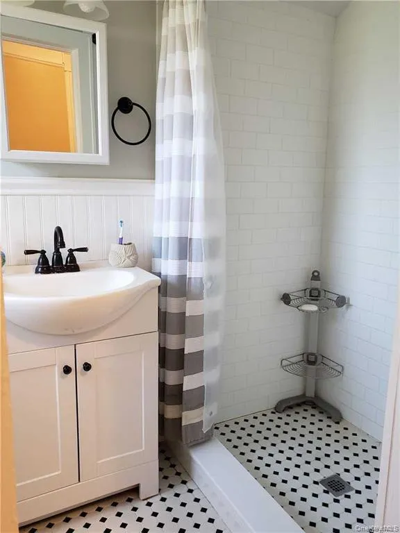 2770 Academy Street, Hempstead, NY, 1 Bedroom Bedrooms, 4 Rooms Rooms,1 BathroomBathrooms,Residential Lease,For Rent,Academy,0,985349 2770 Academy Street, Hempstead, NY, 1 Bedroom Bedrooms, 4 Rooms Rooms,1 BathroomBathrooms,Residential Lease,For Rent,Academy,0,985349