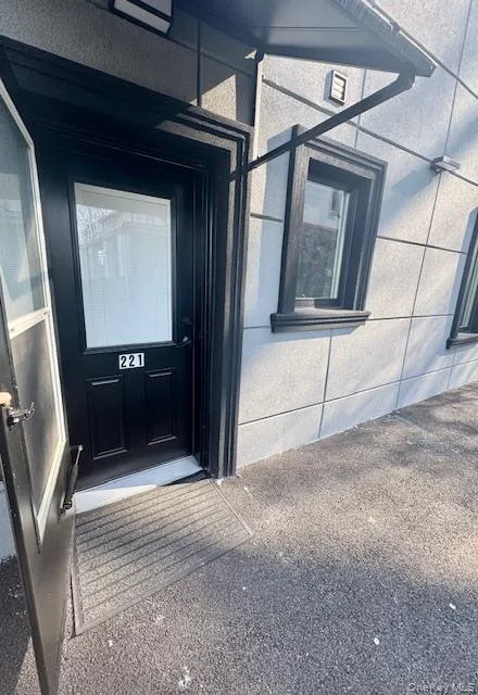 221 Route 9w, Haverstraw, NY, 1 Bedroom Bedrooms, 3 Rooms Rooms,1 BathroomBathrooms,Residential Lease,For Rent,Route 9w,0,985361 221 Route 9w, Haverstraw, NY, 1 Bedroom Bedrooms, 3 Rooms Rooms,1 BathroomBathrooms,Residential Lease,For Rent,Route 9w,0,985361